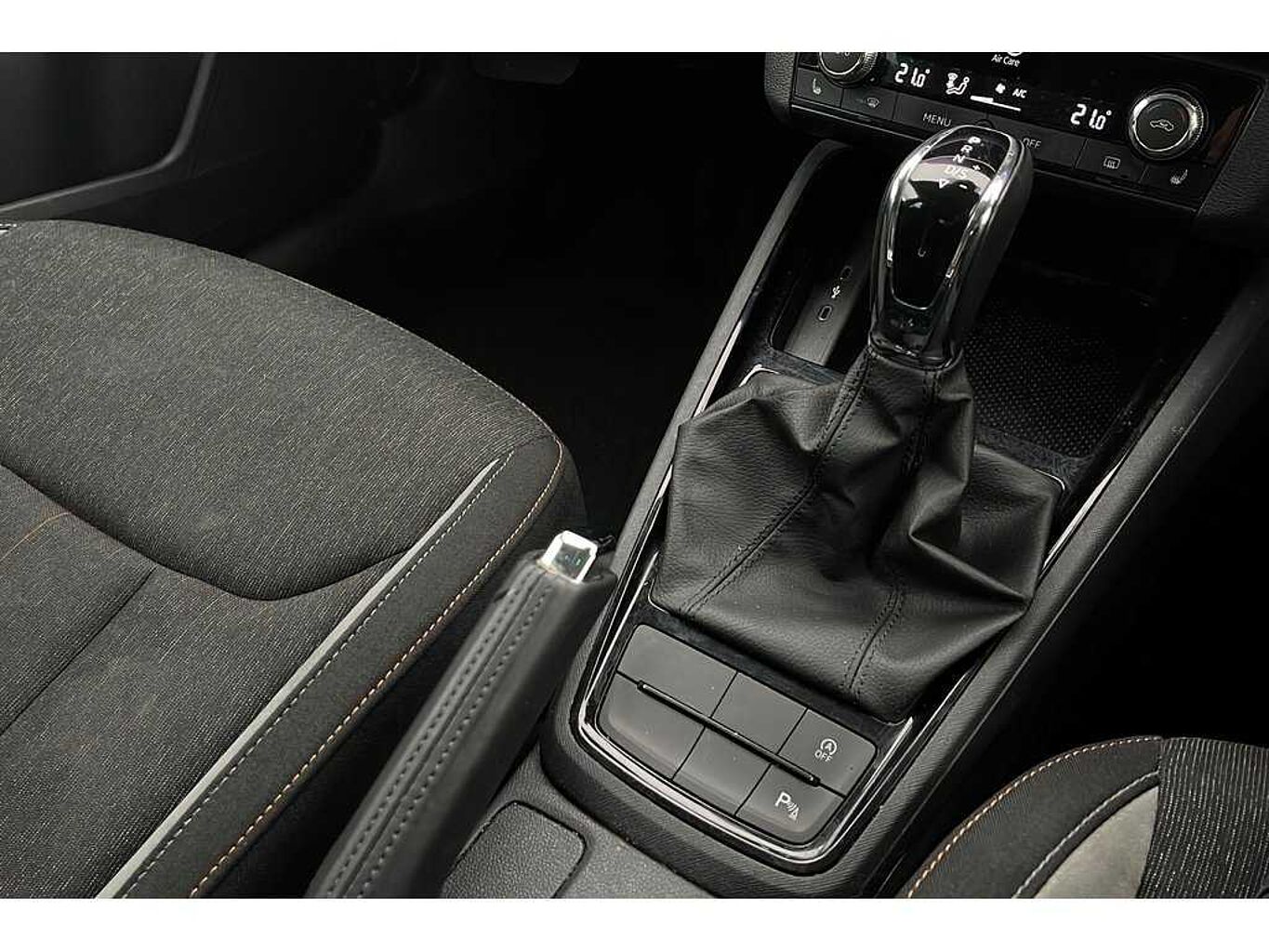 SKODA Kamiq SE L Executive 1.0 TSI 110 PS DSG