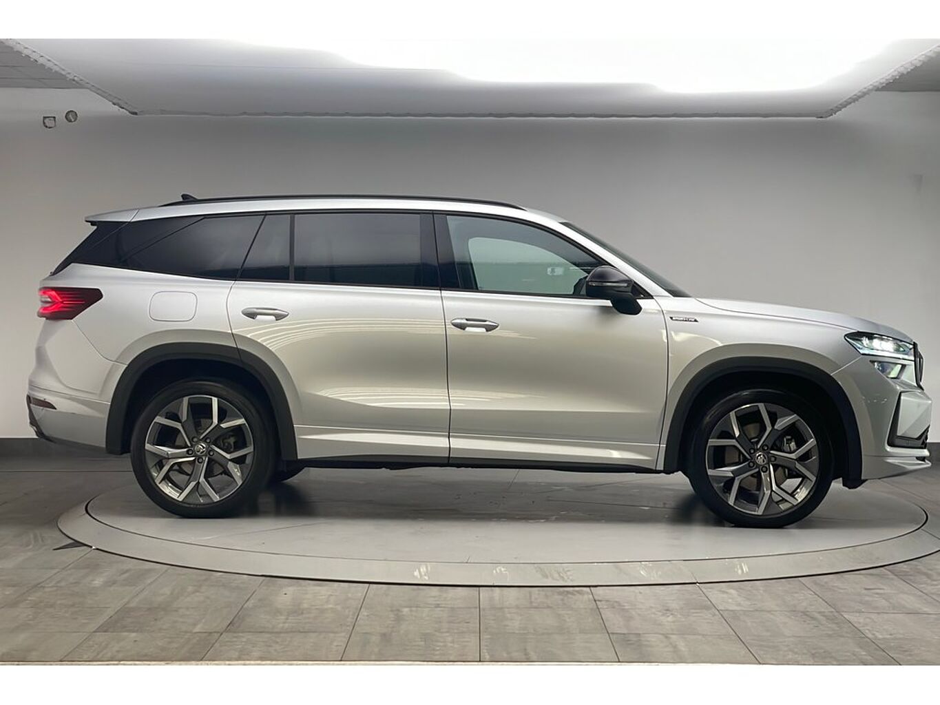 SKODA Kodiaq SportLine (5 seats) 1.5 TSI iV 204 PS DSG