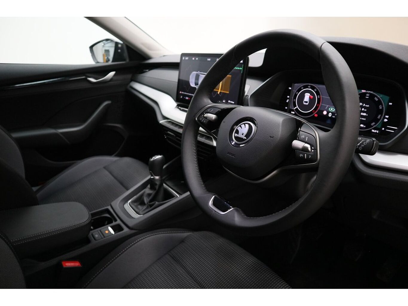 SKODA Octavia Estate SE Technology 1.5 TSI 116 PS 6G Man