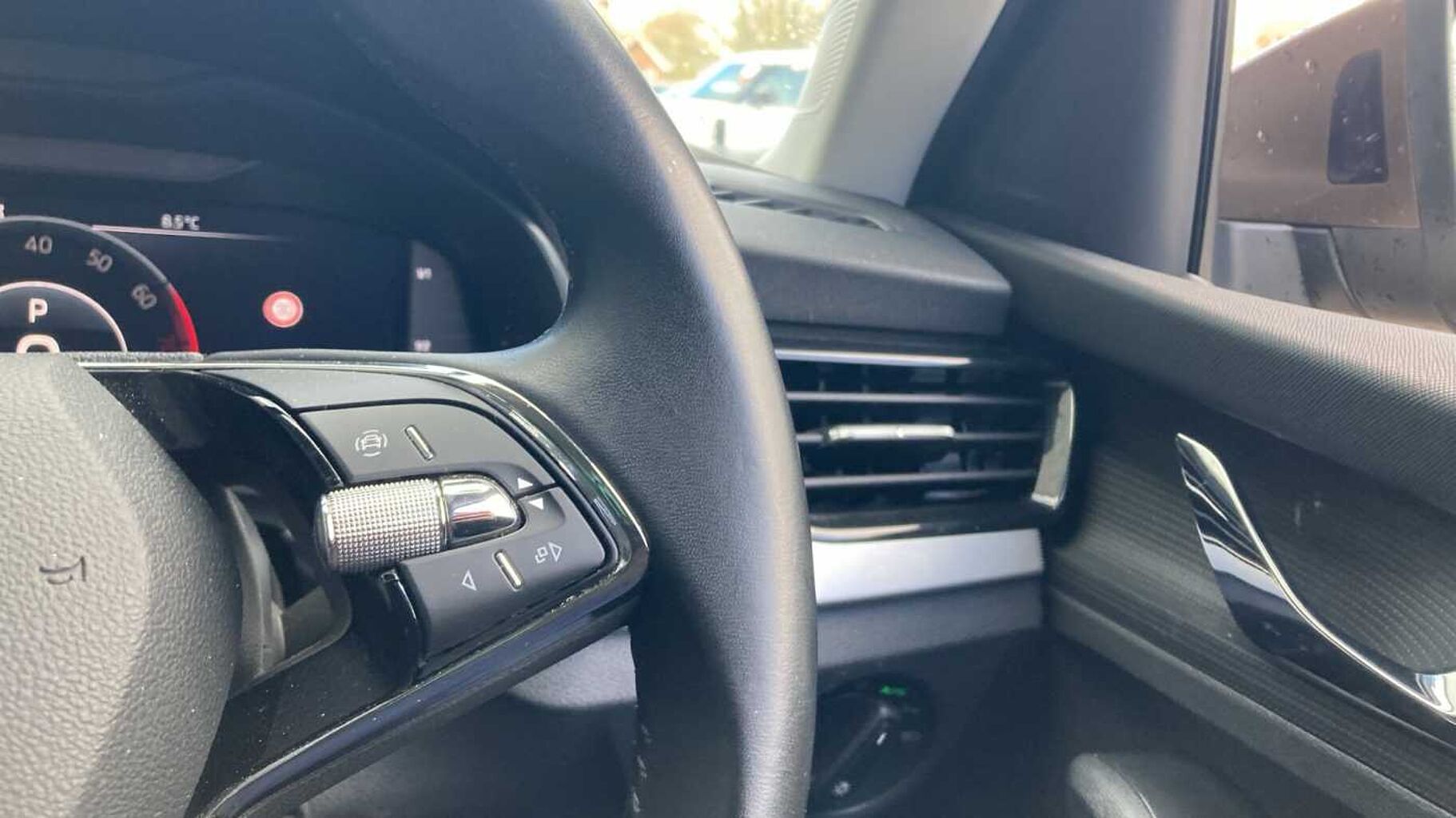 SKODA Kamiq 1.0 TSI (109ps) SE L DSG SUV