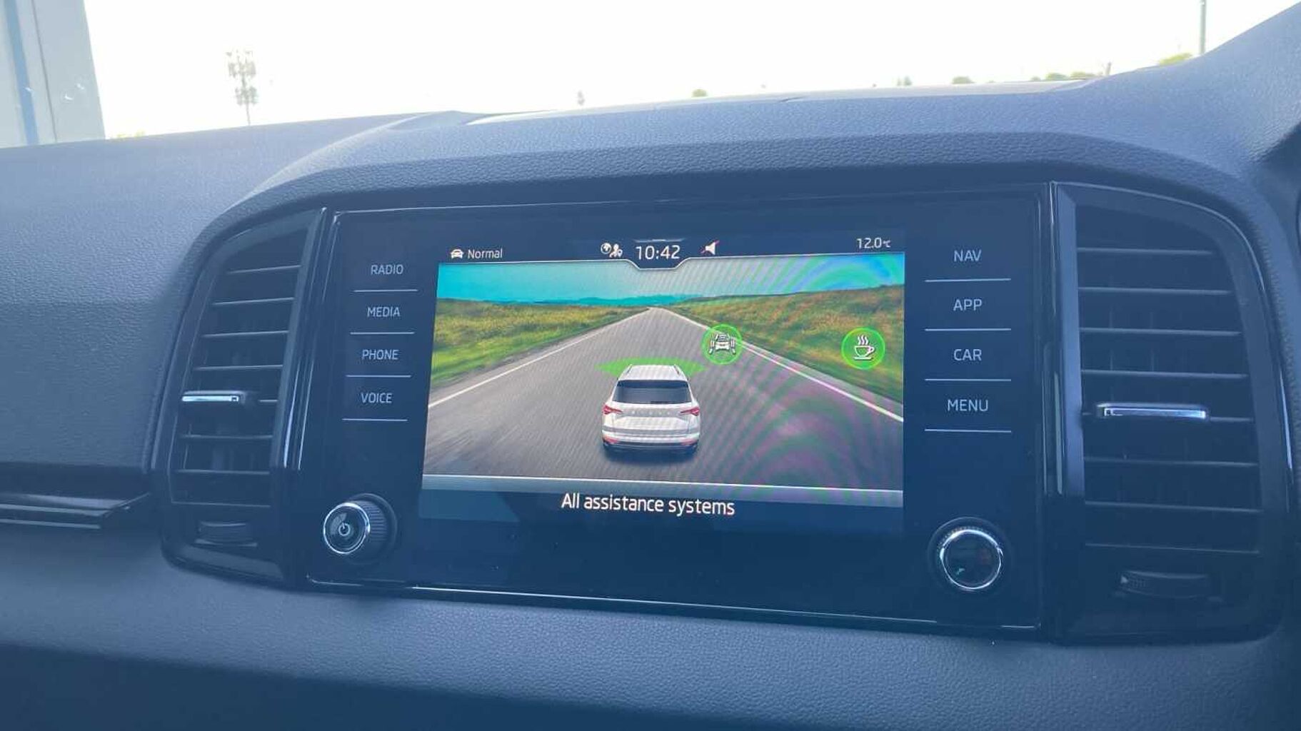 SKODA Karoq SUV 1.5 TSI (150ps) SportLine ACT