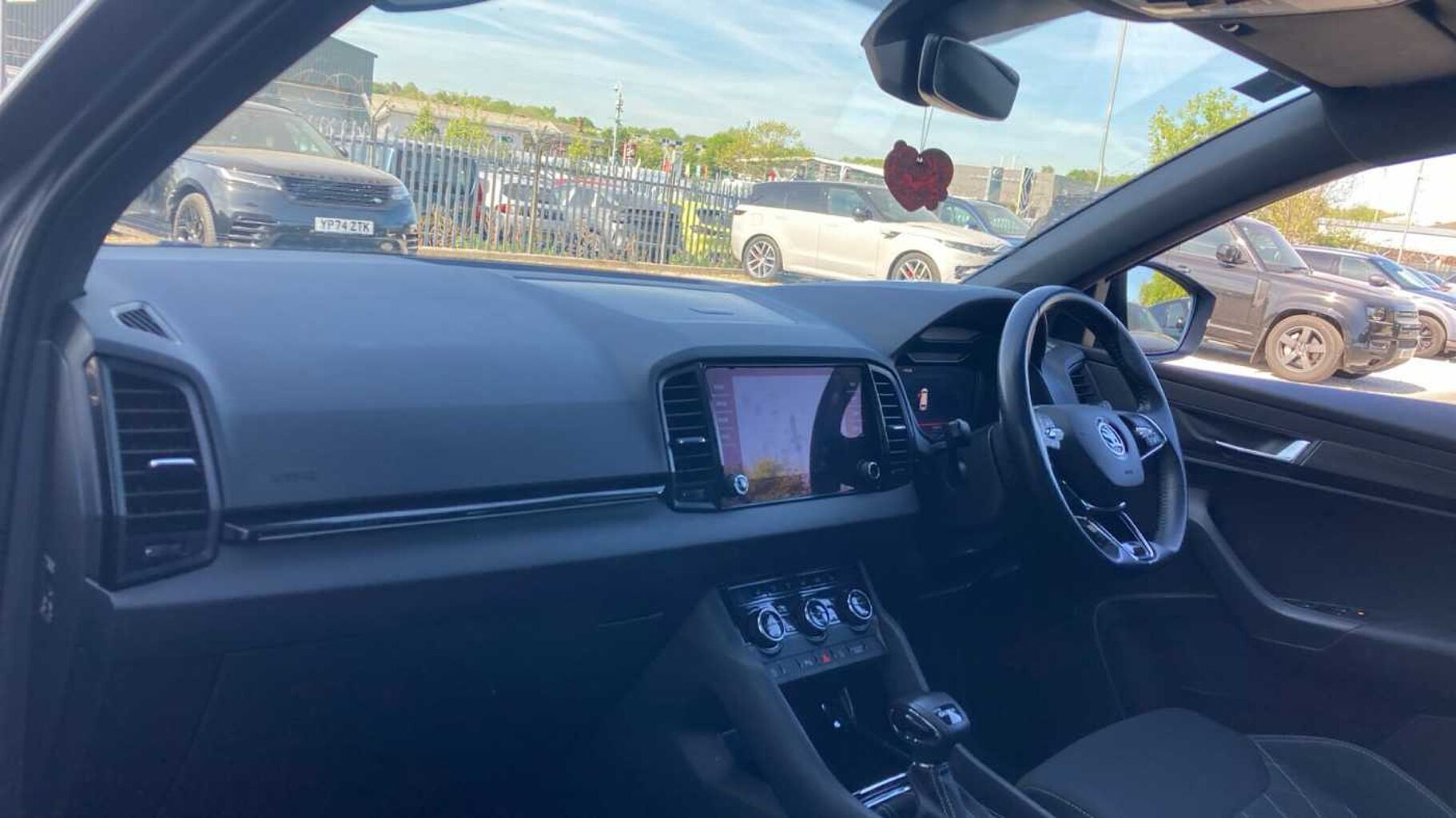 SKODA Karoq SUV 1.5 TSI (150ps) SportLine ACT