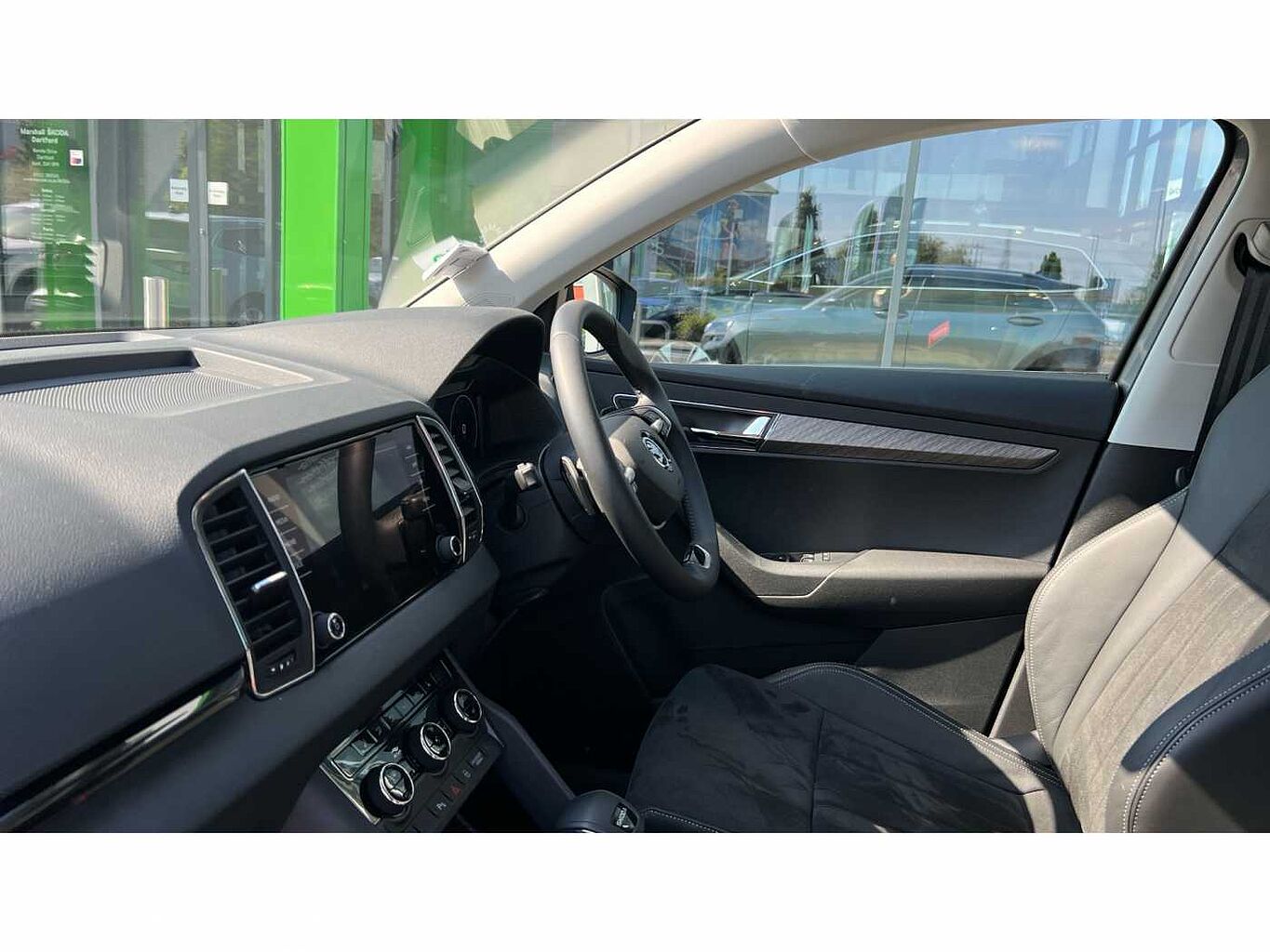 SKODA Karoq SUV 1.5 TSI (150ps) SE L ACT DSG
