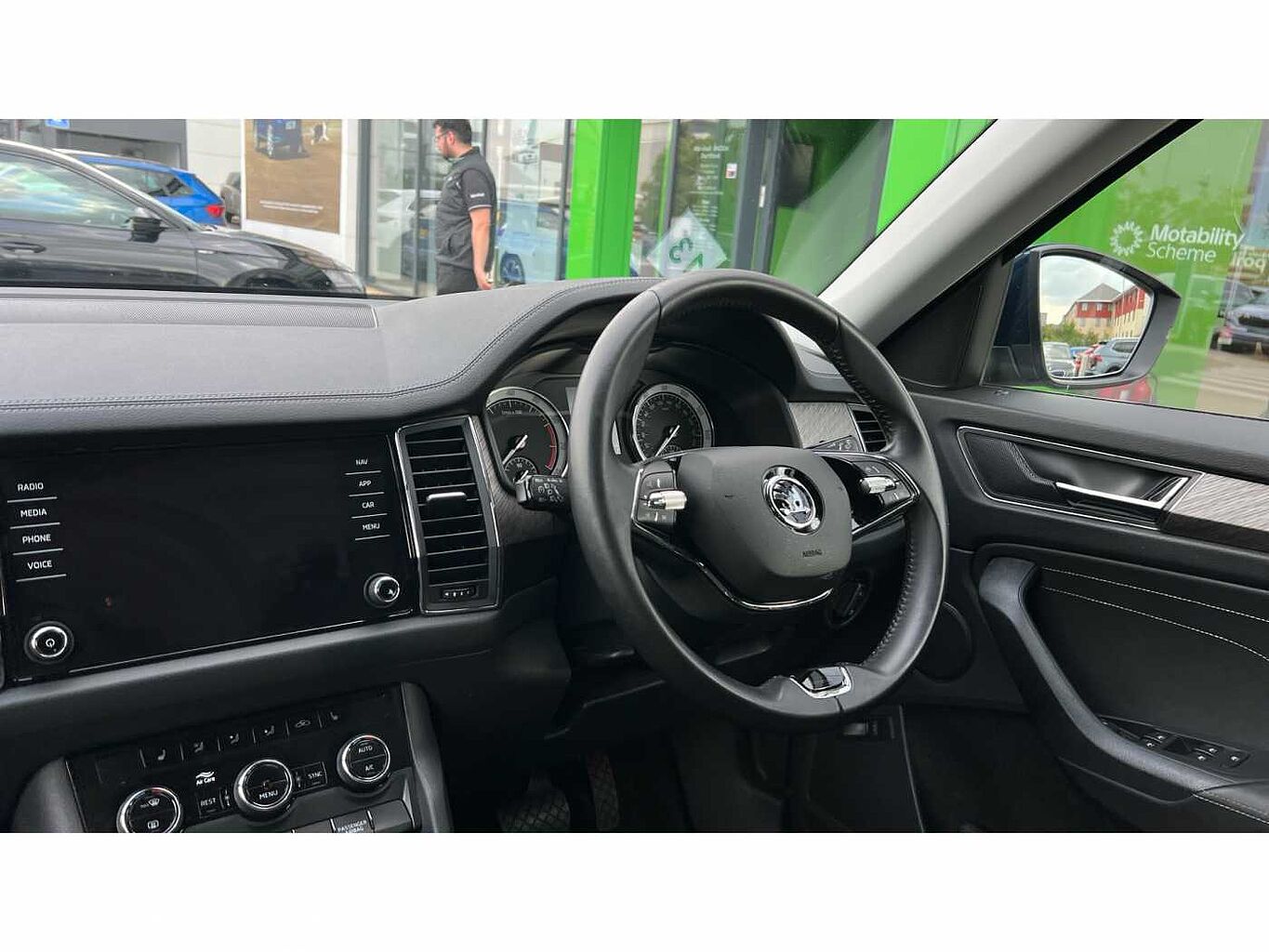 SKODA KODIAQ SE L (7 seats) 2.0 TSI 190 PS 4x4 DSG