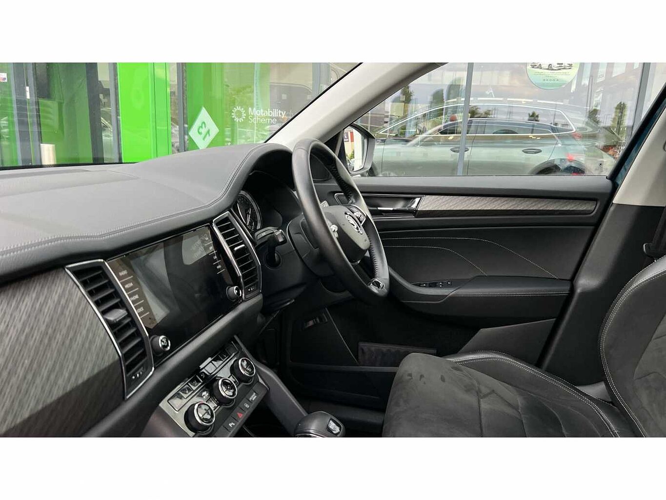 SKODA KODIAQ SE L (7 seats) 2.0 TSI 190 PS 4x4 DSG