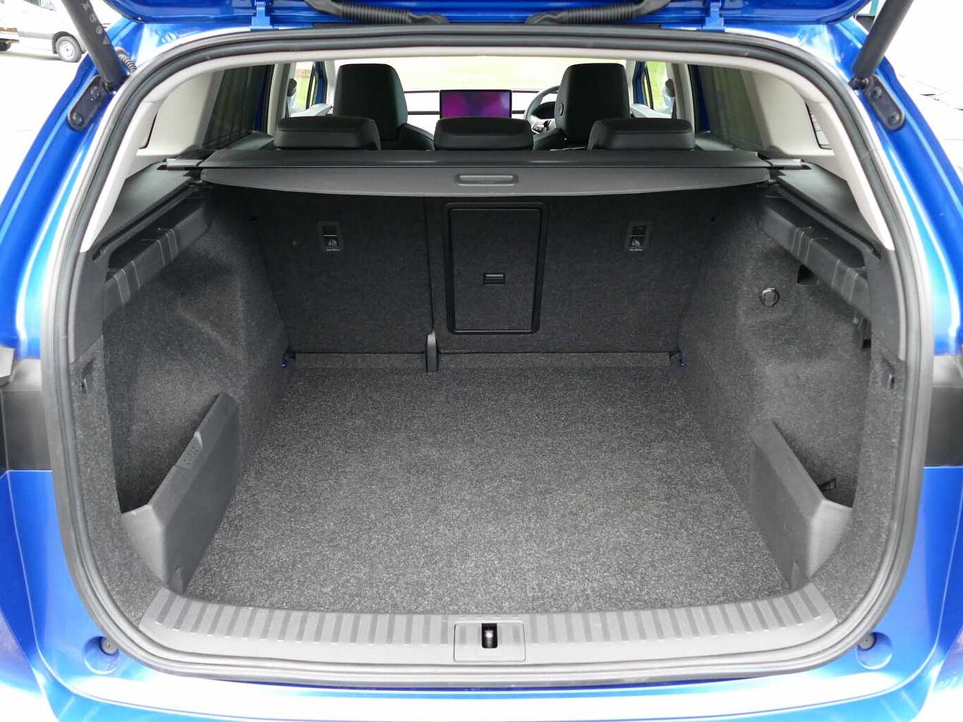 SKODA Enyaq Estate 210kW 85 Edition 82kWh 5dr Auto