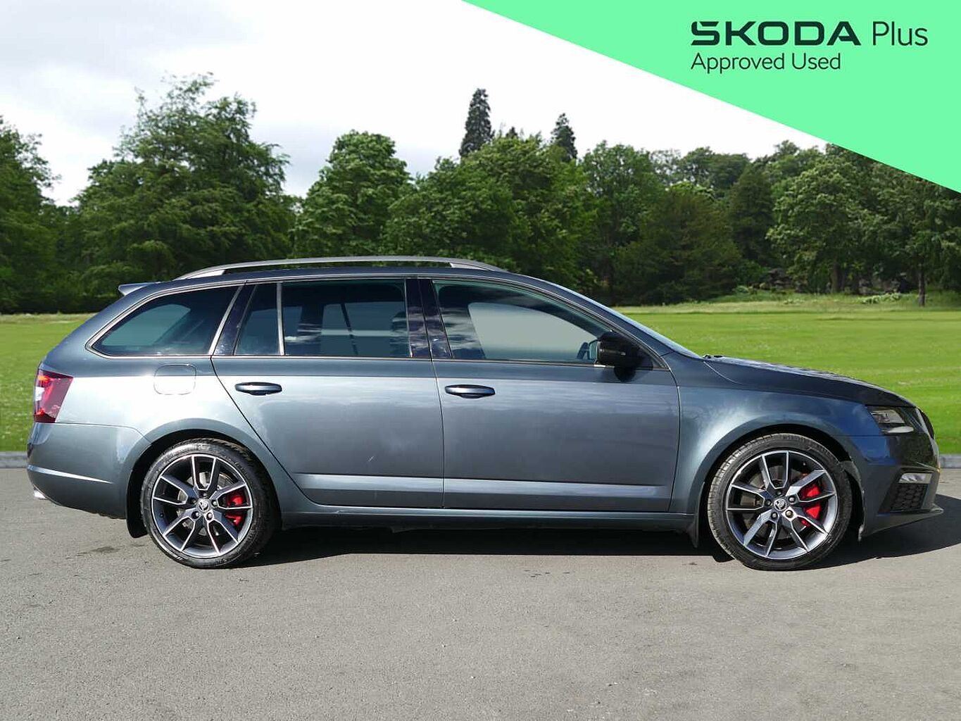 SKODA Octavia vRS Estate 2.0 TSI vRS 245 DSG