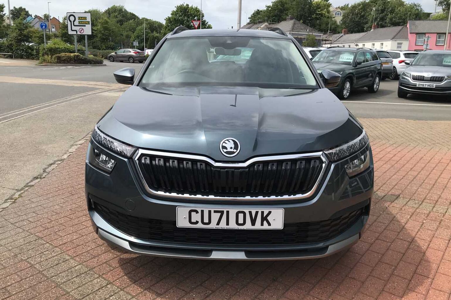 Find A Used Grey ŠKODA Kamiq 1.0 TSI (110ps) SE SUV in Milton