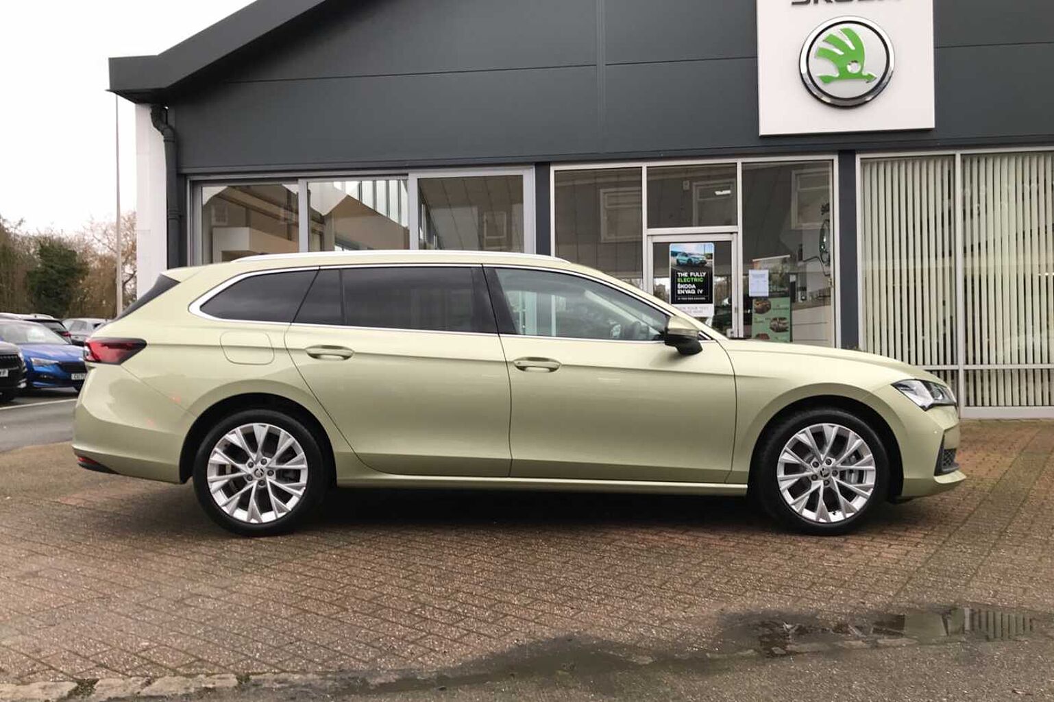 SKODA Superb Estate 1.5 TSI iV SE L DSG 5dr