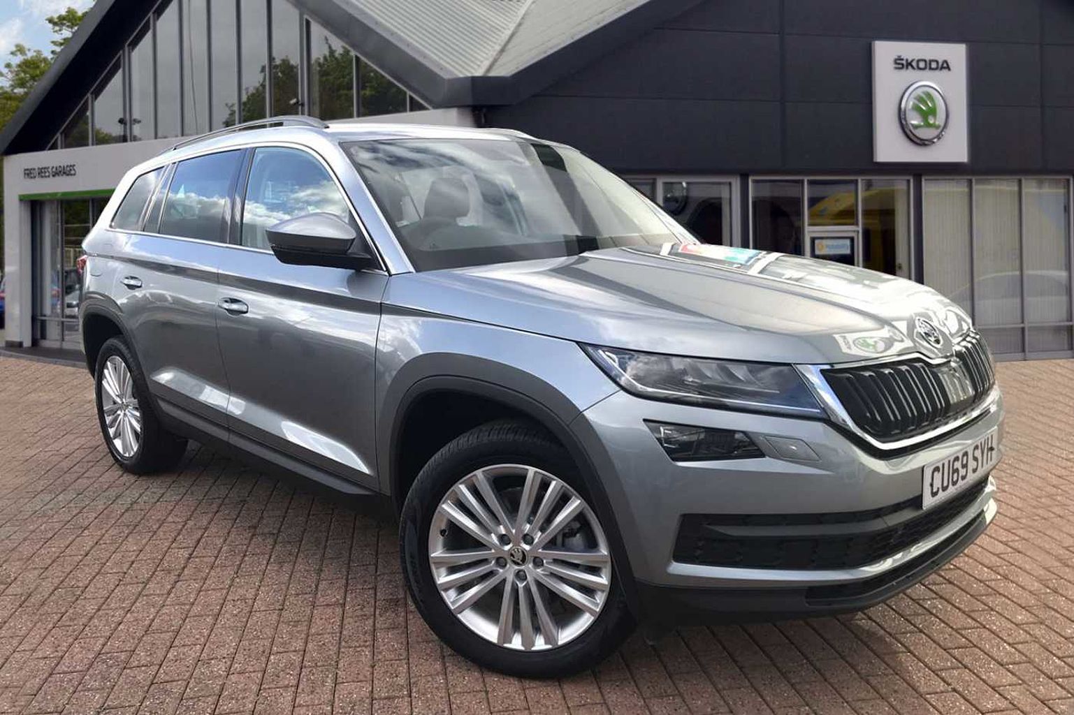 Find A Used Grey Skoda Kodiaq 2 0 Tdi 190ps 4x4 Se L 7 Seats Dsg Suv In Haverfordwest Skoda Uk