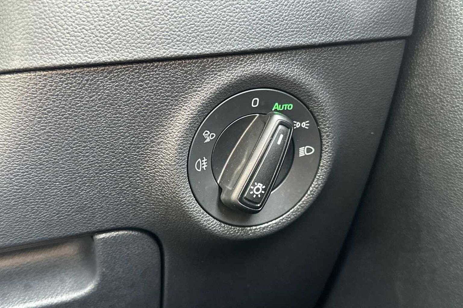 SKODA Karoq SUV 1.5 TSI (150ps) SportLine ACT