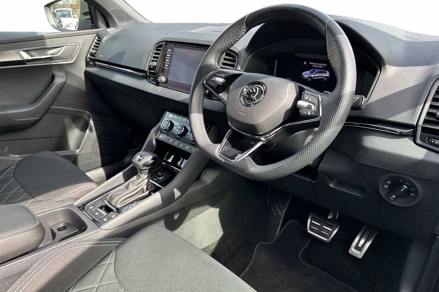 SKODA Karoq SUV 1.5 TSI (150ps) SportLine ACT