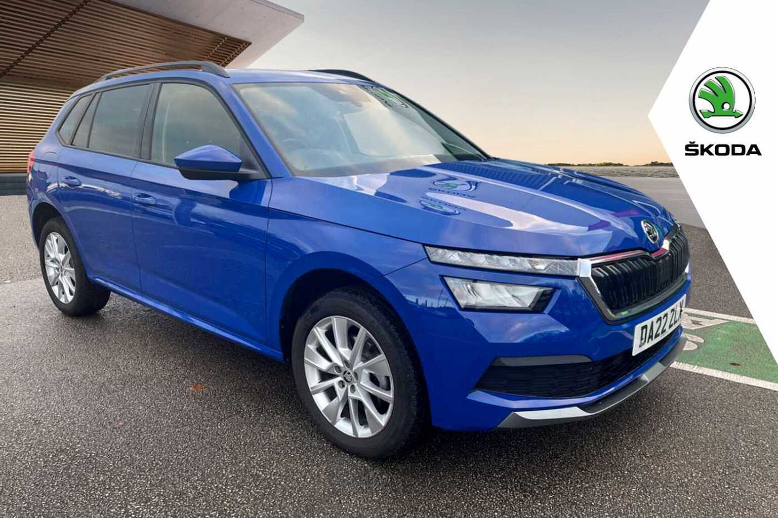 Find A Used Blue ŠKODA Kamiq Hatchback 1.0 TSI 95 SE Drive 5dr in