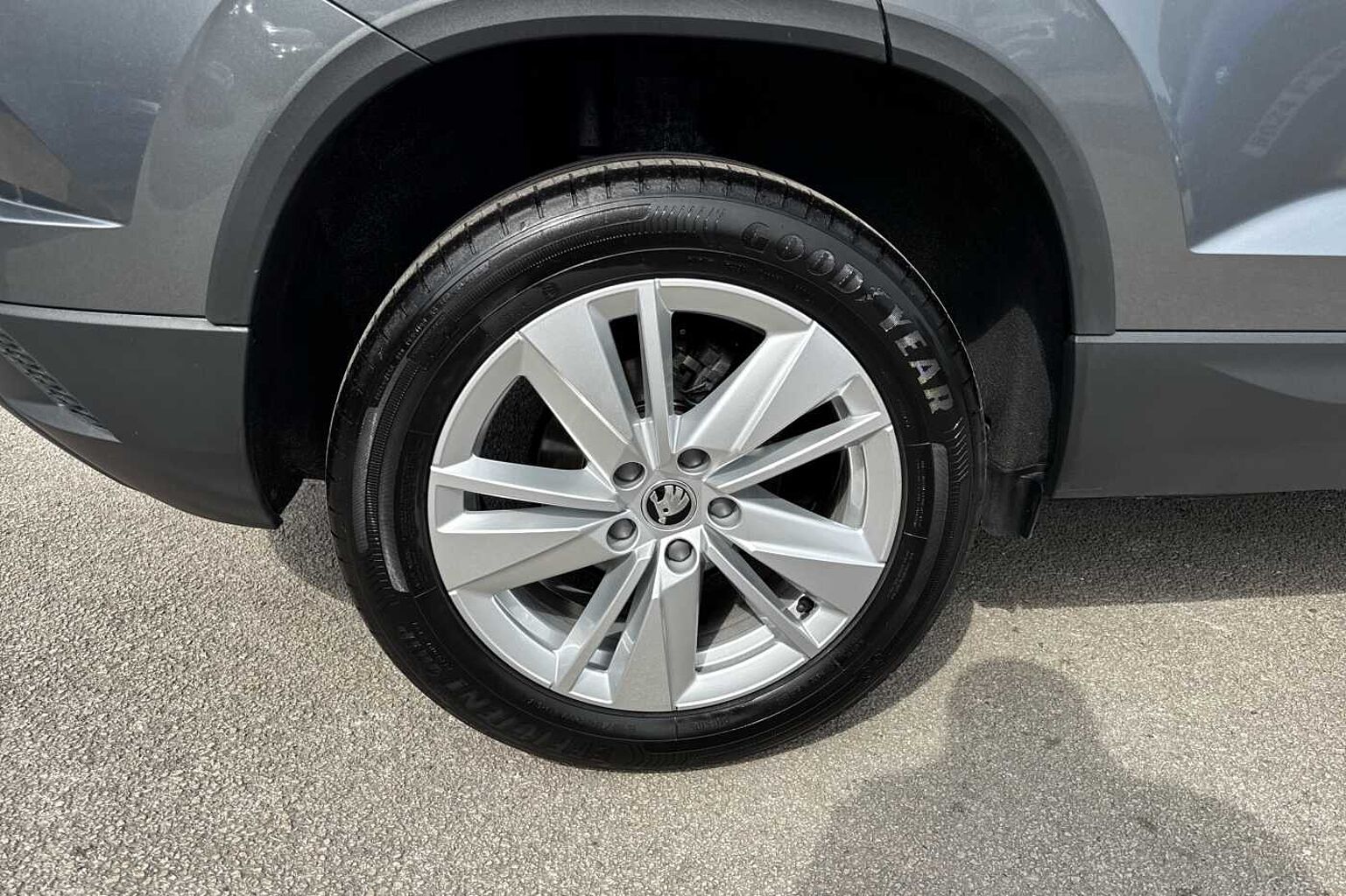 SKODA KAROQ 1.5 TSI SE Drive 5dr DSG