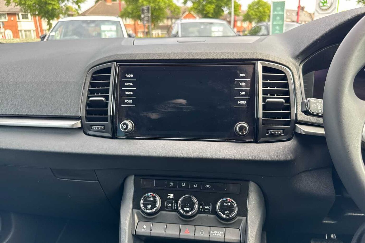 SKODA KAROQ 1.5 TSI SE Drive 5dr DSG