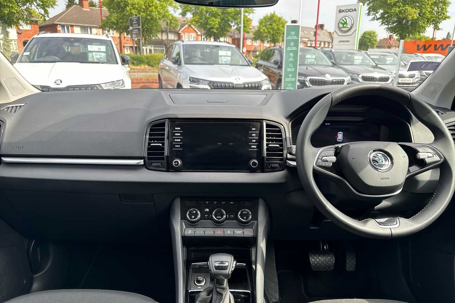 SKODA KAROQ 1.5 TSI SE Drive 5dr DSG