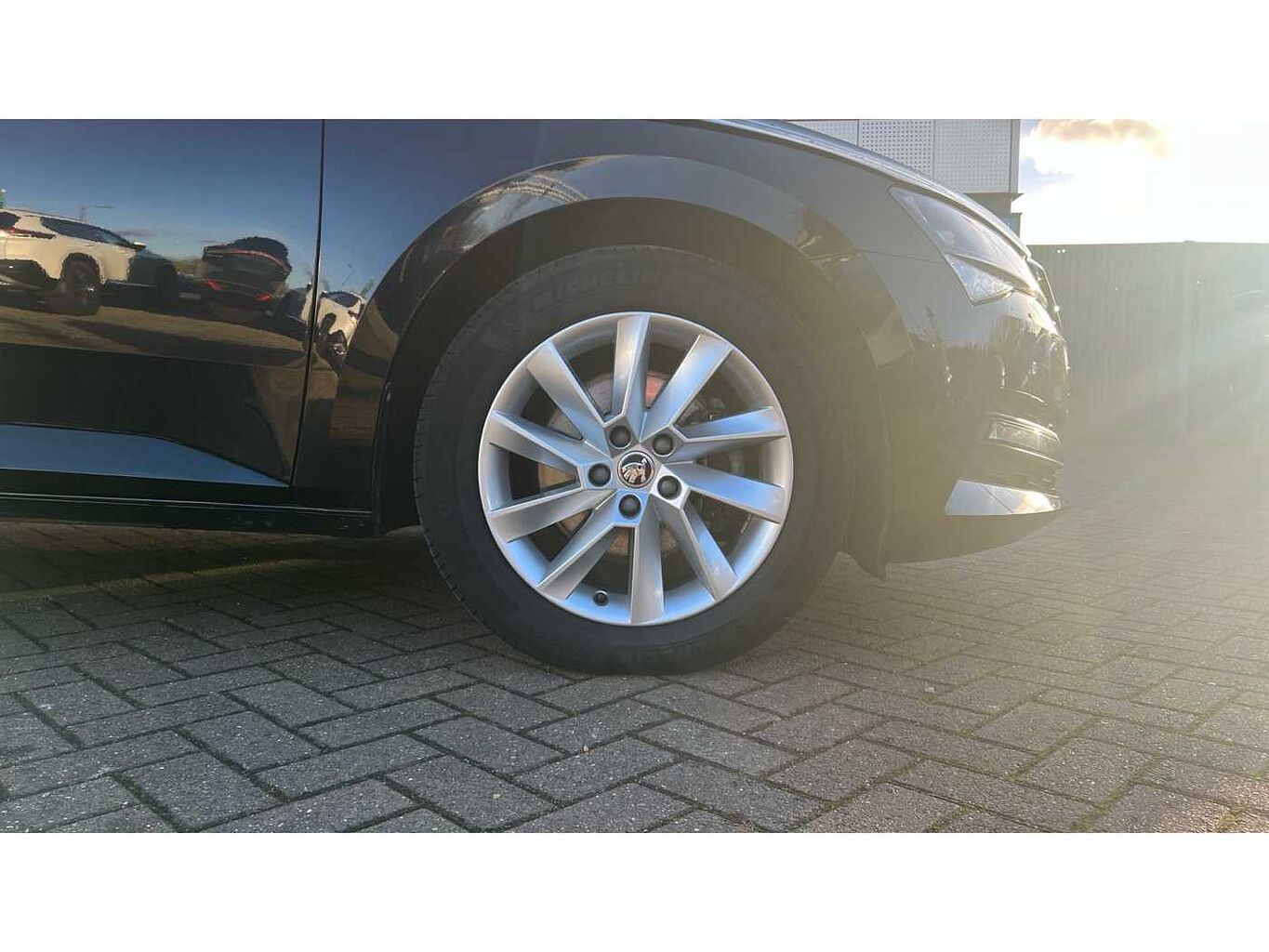 SKODA Superb 2.0 TDI SCR (150ps) SE Technology DSG Est