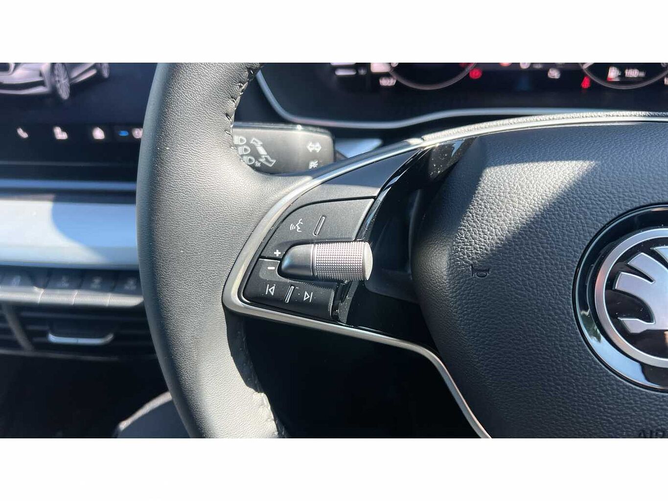 SKODA OCTAVIA 1.5 TSI SE Technology 5dr