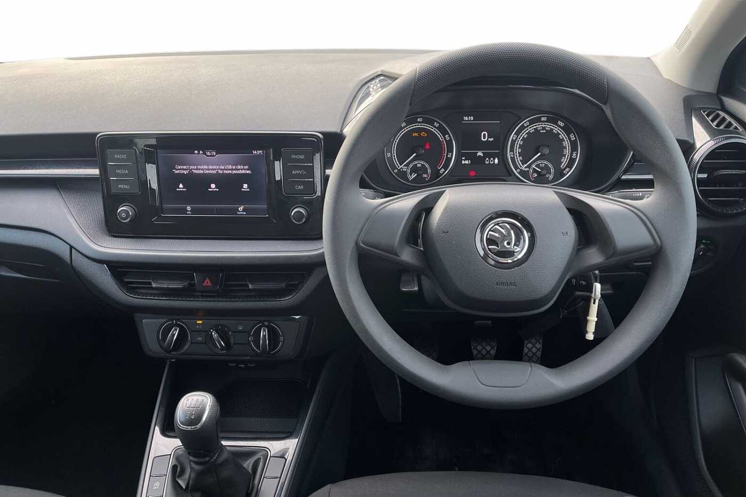 SKODA Fabia 1.0 MPI (65ps) S 5-Dr Hatchback