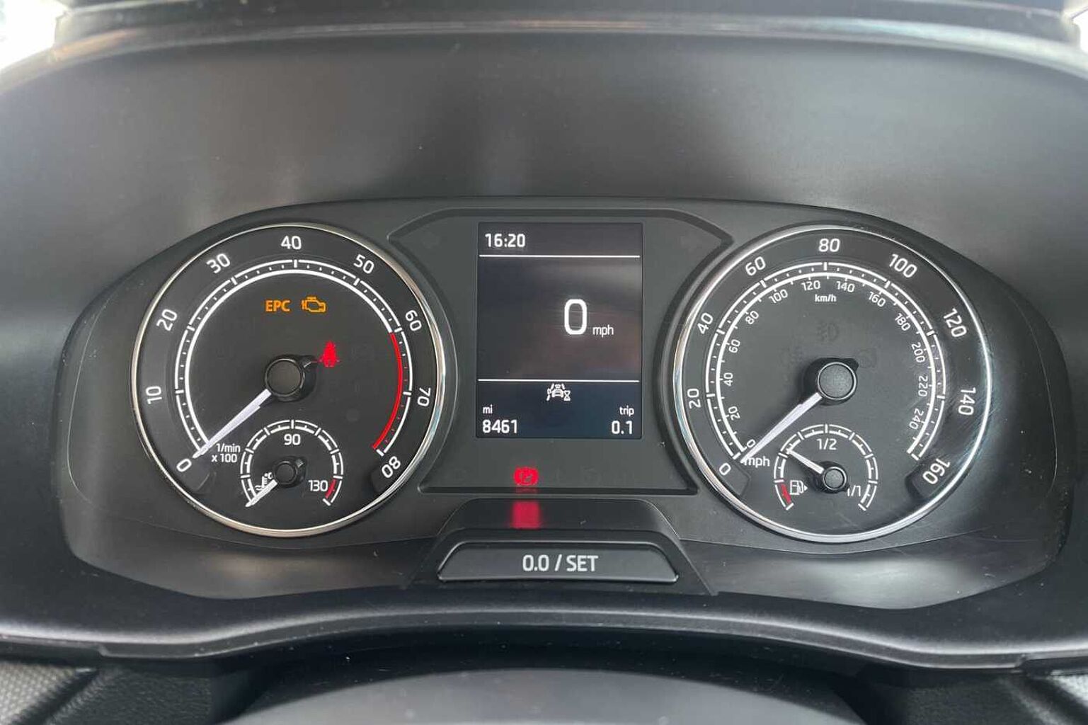 SKODA Fabia 1.0 MPI (65ps) S 5-Dr Hatchback