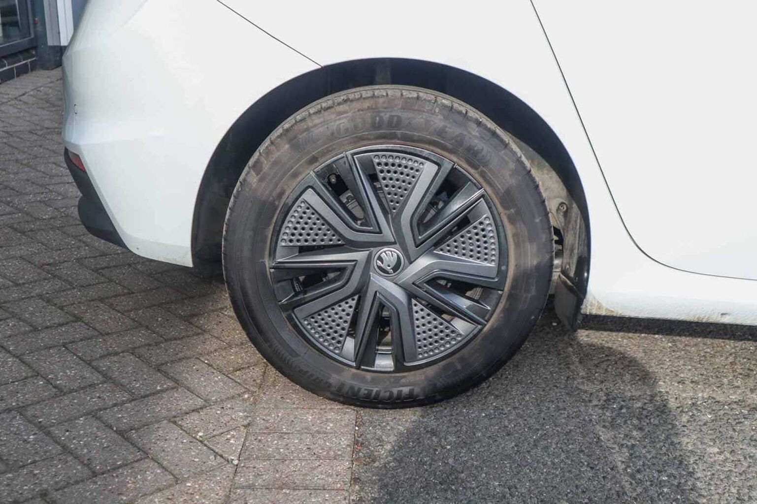 SKODA FABIA 1.0 TSI Colour Edition 5dr
