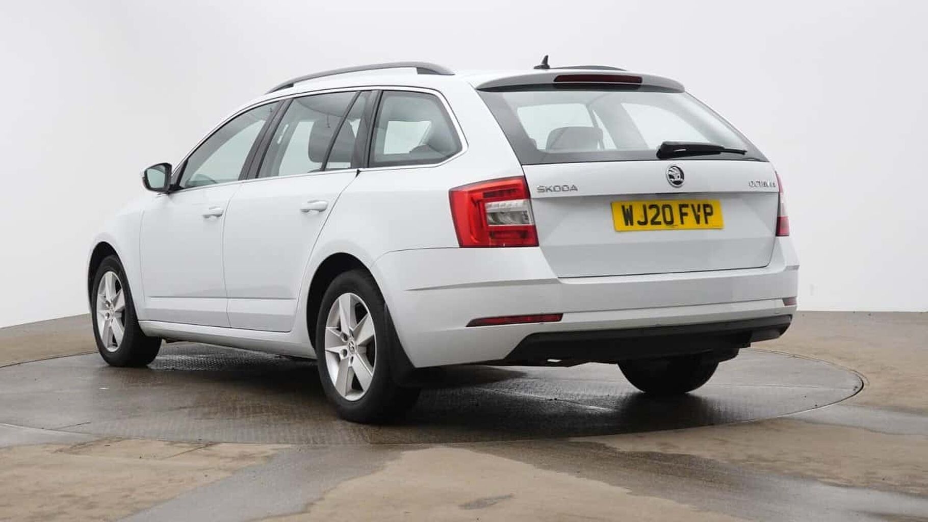 SKODA Octavia 1.6 TDI SE Technology Estate 5dr Diesel Manual Euro 6 (s/s) (115 ps)