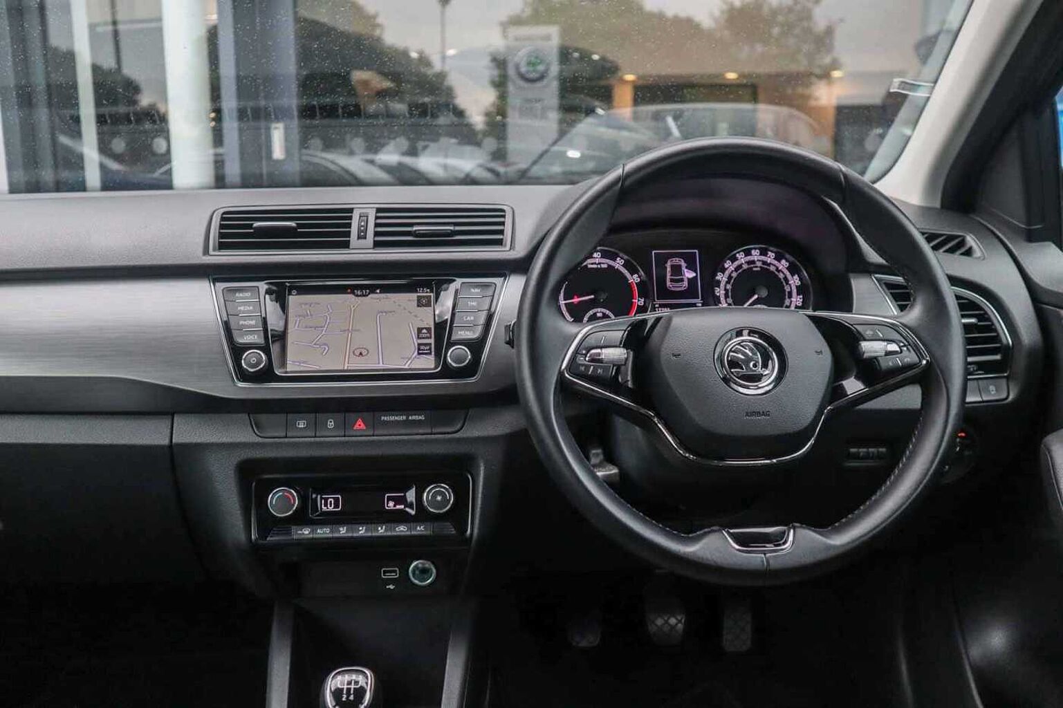 SKODA Fabia 1.0 TSI SE L Hatchback 5dr Petrol Manual Euro 6 (s/s) (95 ps)