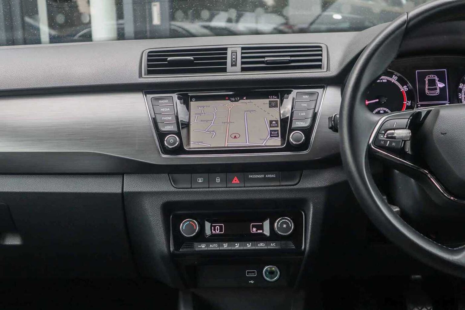 SKODA Fabia 1.0 TSI SE L Hatchback 5dr Petrol Manual Euro 6 (s/s) (95 ps)