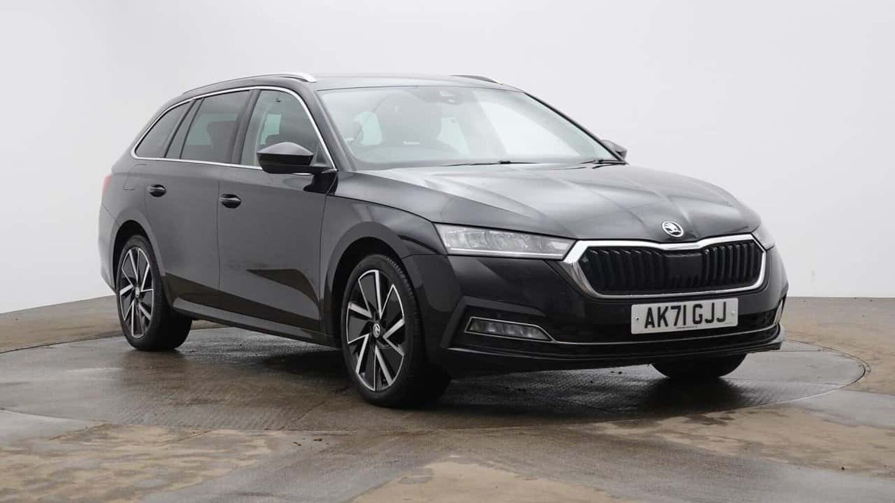 SKODA Octavia 1.4 TSI iV 13kWh SE L Estate 5dr Petrol Plug-in Hybrid DSG Euro 6 (s/s) (204 ps)