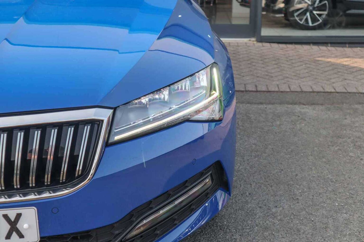 SKODA Superb 2.0 TDI SE Technology Estate 5dr Diesel DSG Euro 6 (s/s) (150 ps)