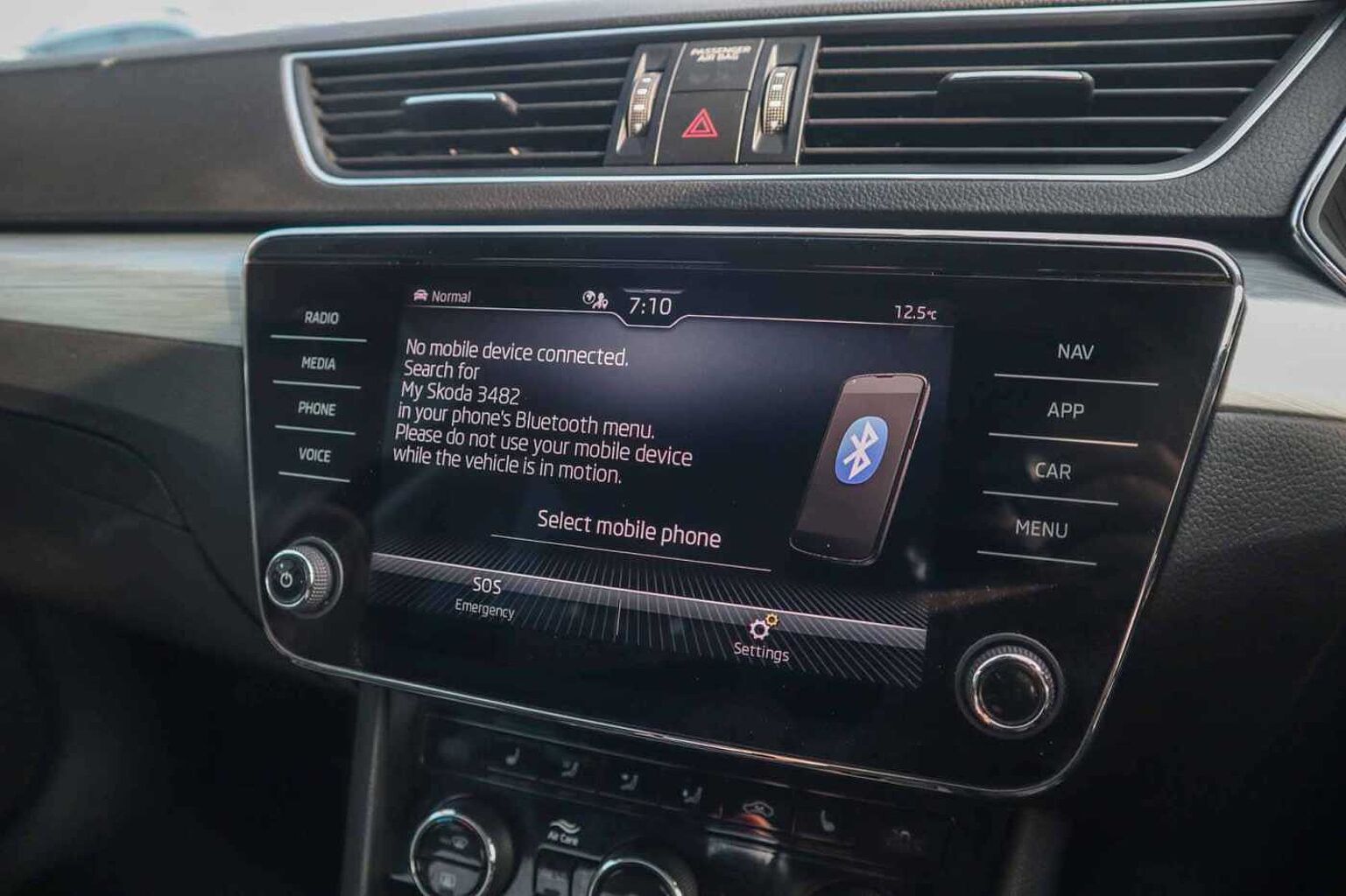SKODA Superb 2.0 TDI SE Technology Estate 5dr Diesel DSG Euro 6 (s/s) (150 ps)