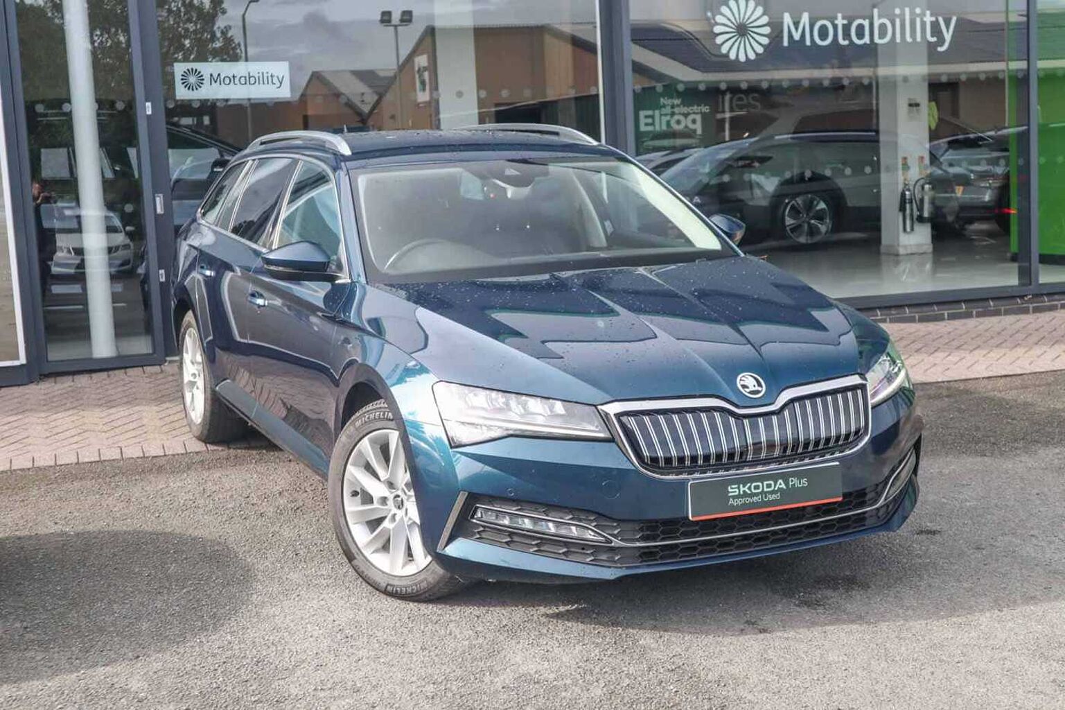 SKODA Superb 1.4 TSI iV 13kWh SE Technology Estate 5dr Petrol Plug-in Hybrid DSG Euro 6 (s/s)