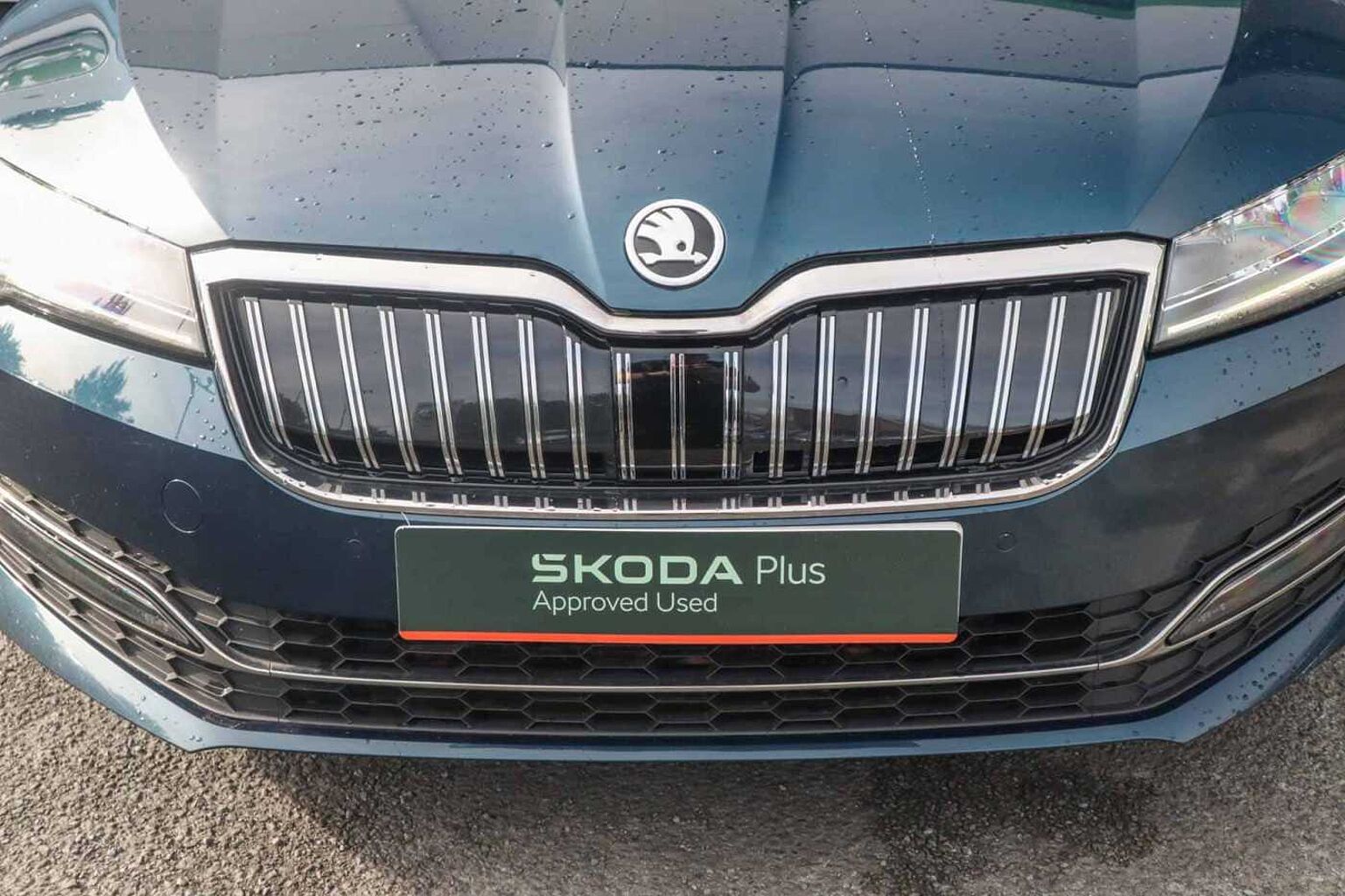 SKODA Superb 1.4 TSI iV 13kWh SE Technology Estate 5dr Petrol Plug-in Hybrid DSG Euro 6 (s/s)
