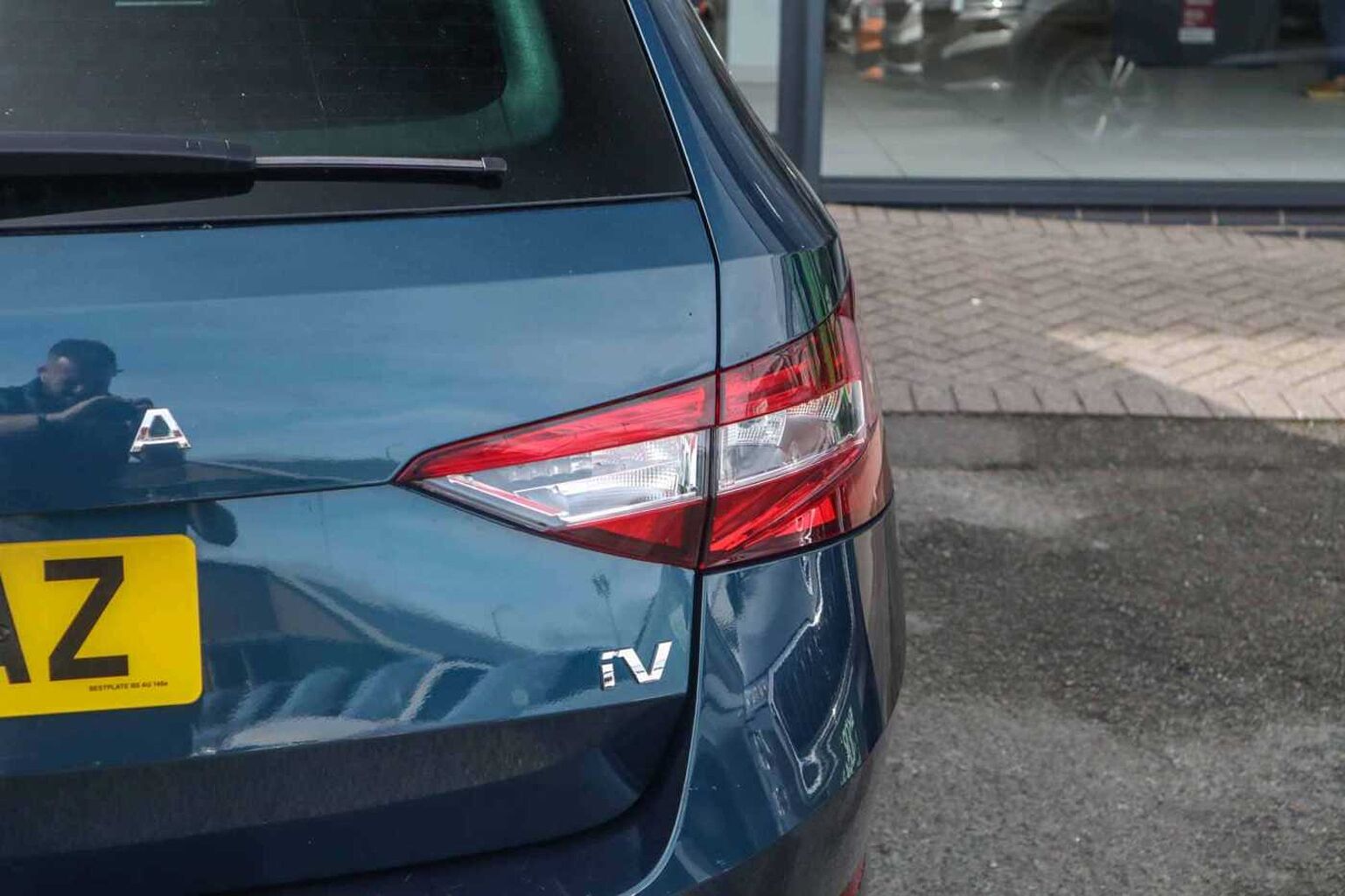 SKODA Superb 1.4 TSI iV 13kWh SE Technology Estate 5dr Petrol Plug-in Hybrid DSG Euro 6 (s/s)