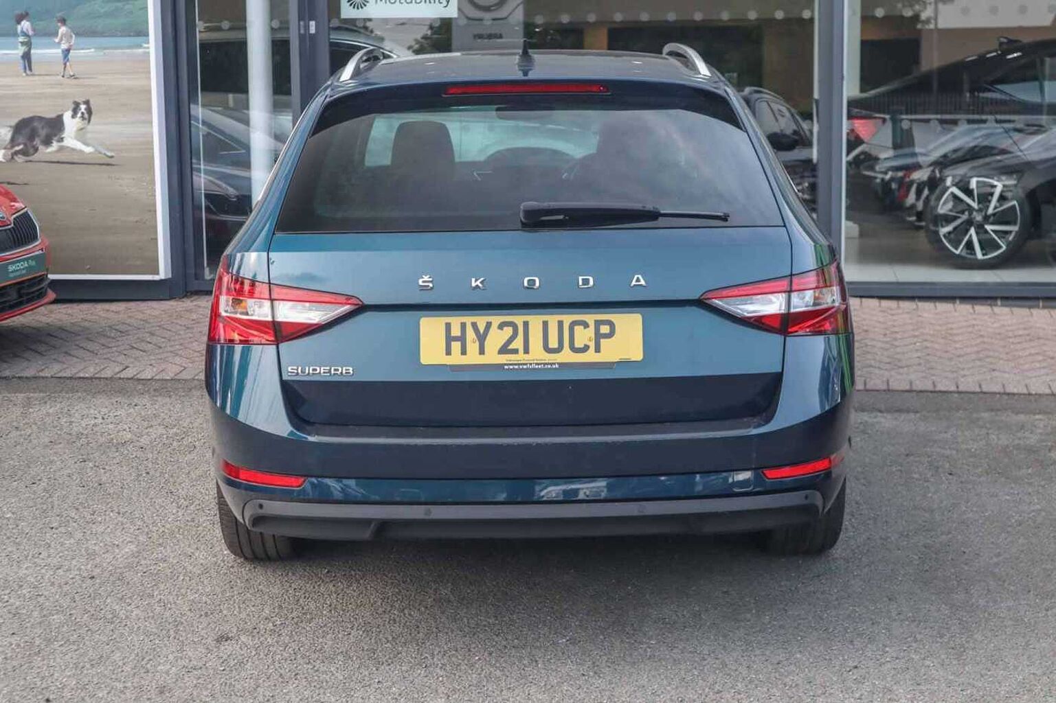 SKODA Superb 2.0 TDI SE Technology Estate 5dr Diesel DSG Euro 6 (s/s) (122 ps)
