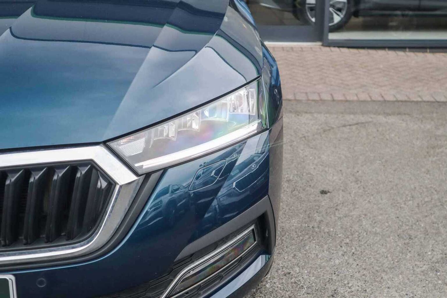 SKODA Octavia 1.5 TSI e-TEC MHEV SE L Estate 5dr Petrol Hybrid DSG Euro 6 (s/s) (150 ps)
