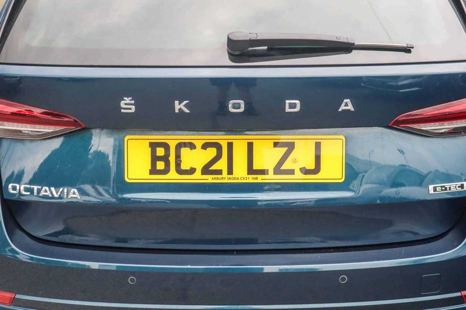 SKODA Octavia 1.5 TSI e-TEC MHEV SE L Estate 5dr Petrol Hybrid DSG Euro 6 (s/s) (150 ps)
