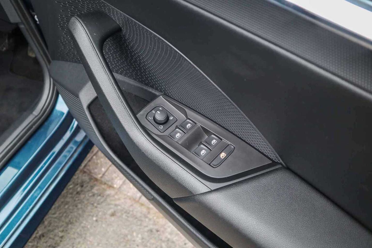 SKODA Octavia 1.5 TSI e-TEC MHEV SE L Estate 5dr Petrol Hybrid DSG Euro 6 (s/s) (150 ps)
