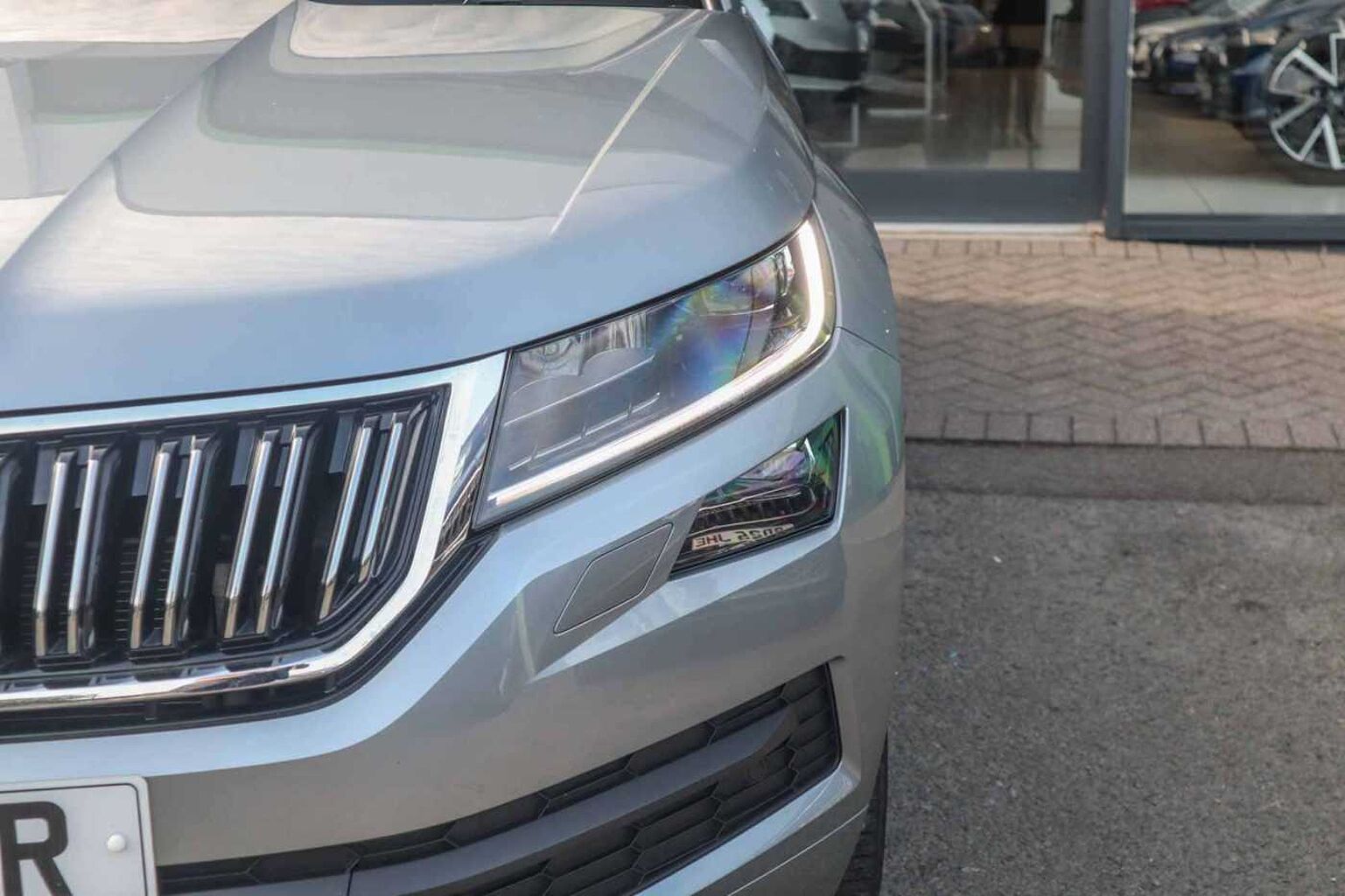 SKODA Kodiaq 1.5 TSI ACT Laurin & Klement SUV 5dr Petrol DSG 4WD Euro 6 (s/s) (7 Seat) (150 p