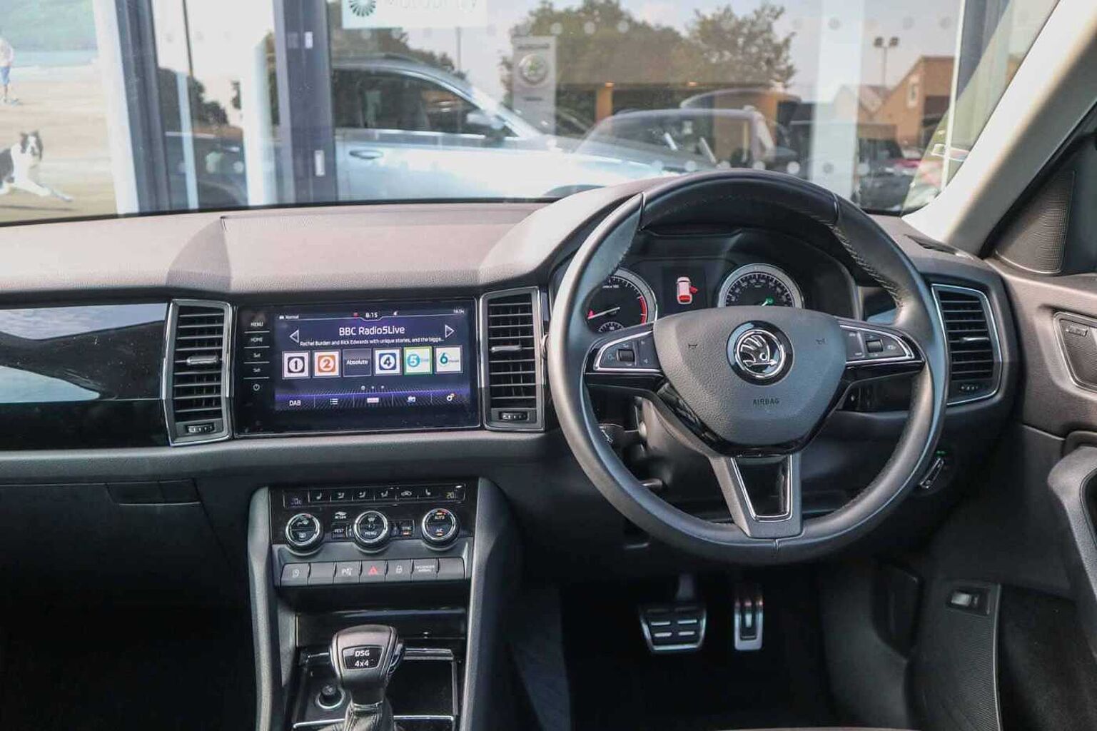 SKODA Kodiaq 1.5 TSI ACT Laurin & Klement SUV 5dr Petrol DSG 4WD Euro 6 (s/s) (7 Seat) (150 p