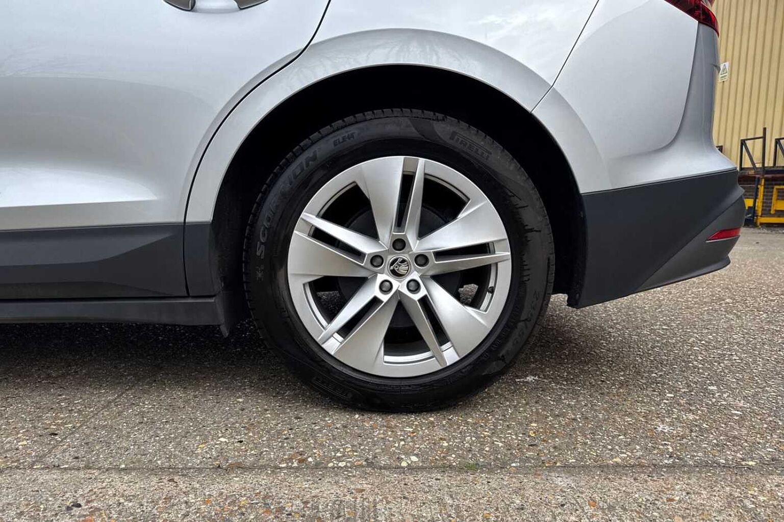 SKODA Enyaq 55kWh 50 Edition SUV 5dr Electric Auto (DC145kW) (170 ps)