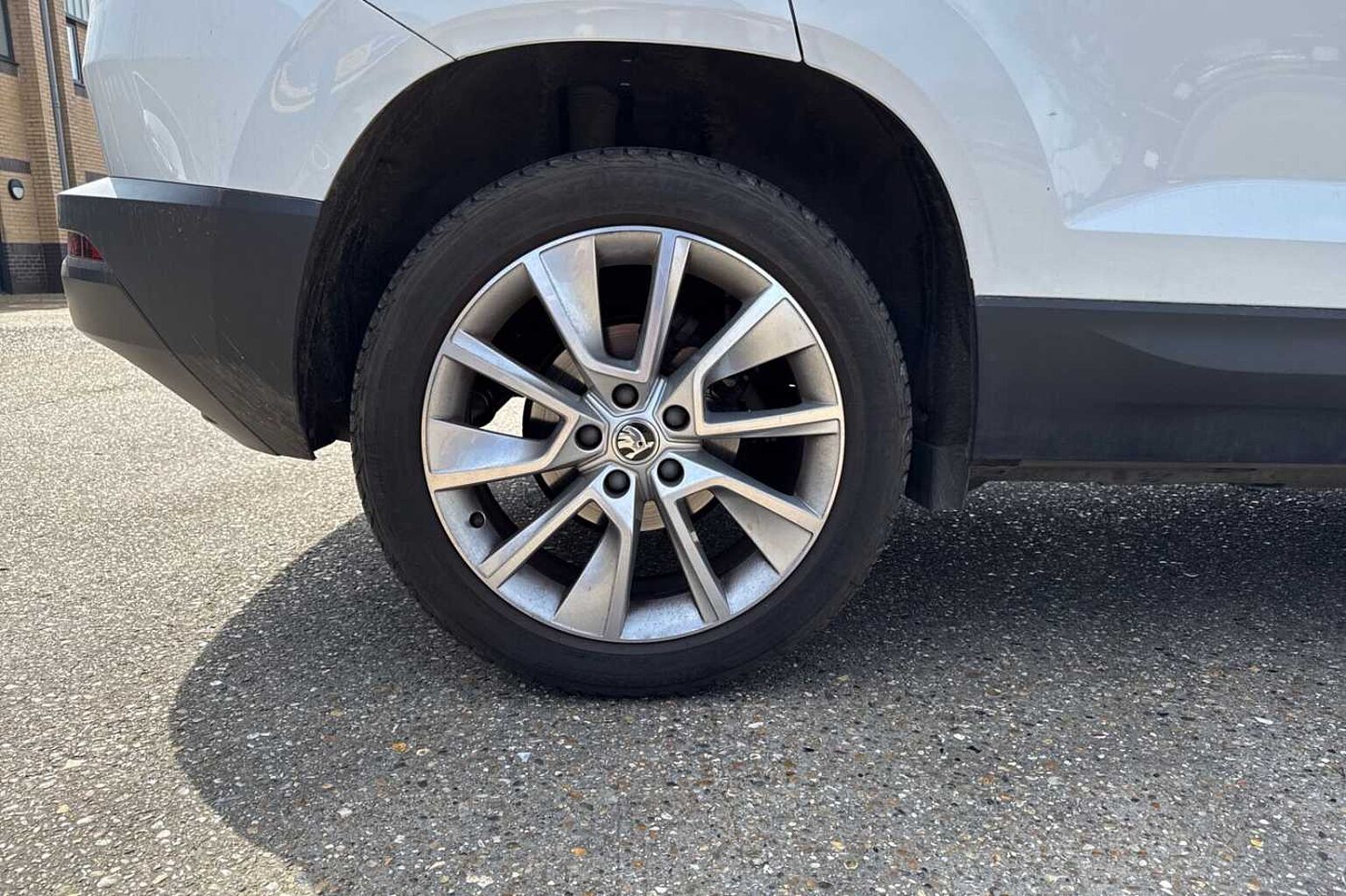 SKODA Karoq 1.0 TSI SE L SUV 5dr Petrol Manual Euro 6 (s/s) (110 ps)