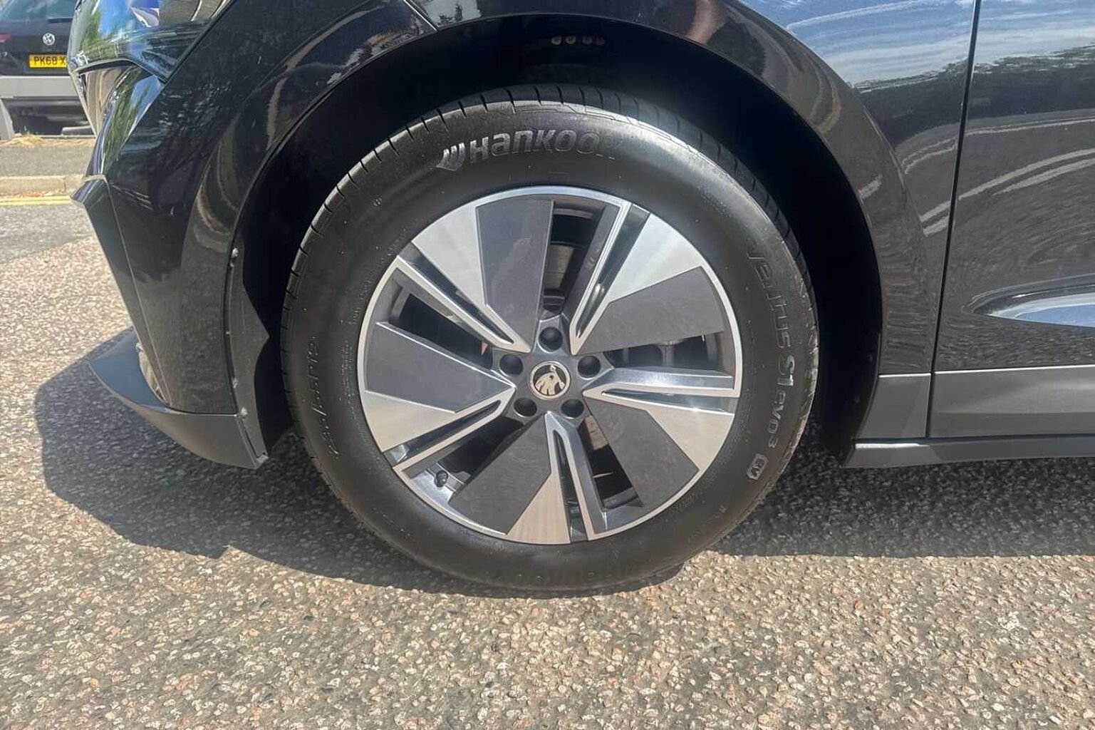 SKODA Enyaq 62kWh 60 SUV 5dr Electric Auto (DC120kW) (179 ps)