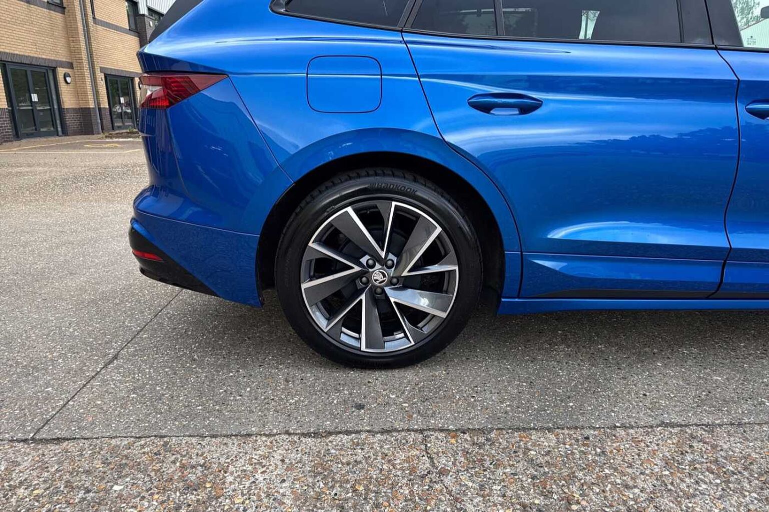 SKODA Enyaq 82kWh 85 SportLine Plus SUV 5dr Electric Auto (DC135kW) (286 ps)