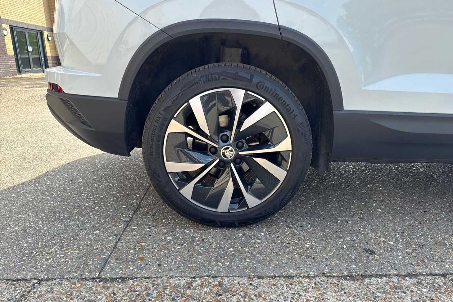 SKODA Karoq 1.5 TSI ACT SE L SUV 5dr Petrol Manual Euro 6 (s/s) (150 ps)
