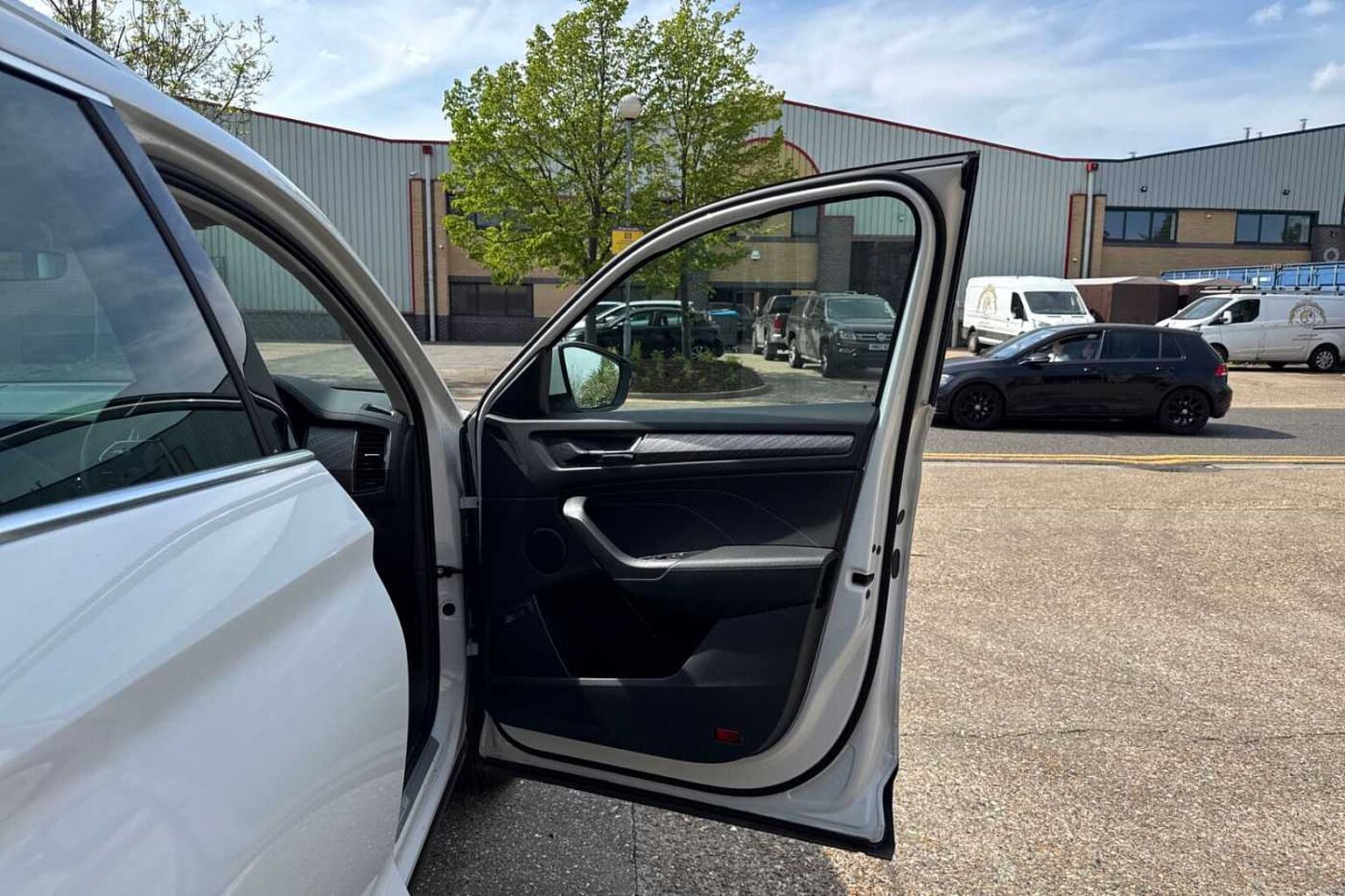 SKODA Kodiaq 1.5 TSI ACT SE L Executive SUV 5dr Petrol DSG Euro 6 (s/s) (7 Seat) (150 ps)