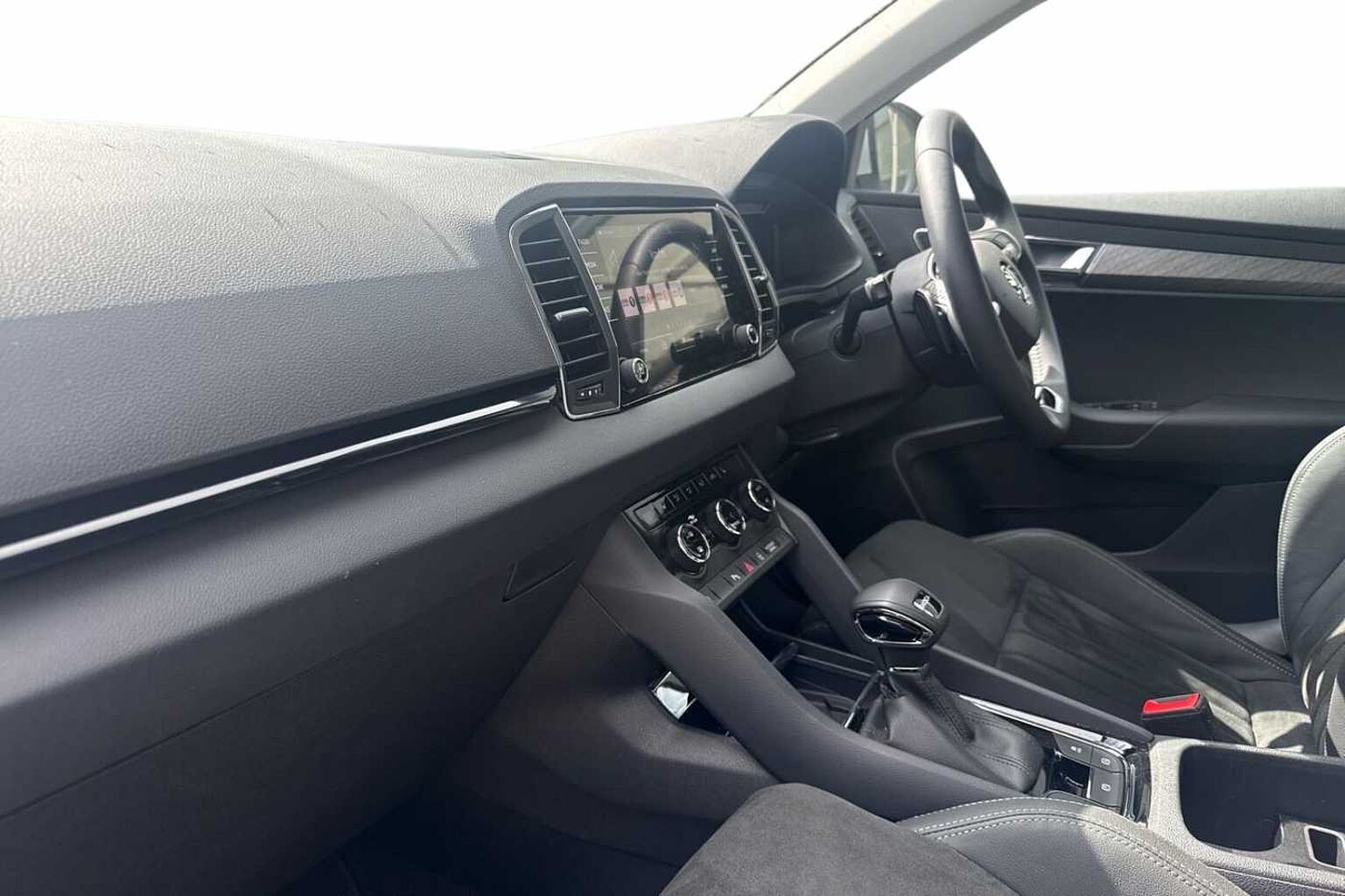 SKODA Karoq 1.5 TSI ACT SE L SUV 5dr Petrol DSG Euro 6 (s/s) (150 ps)