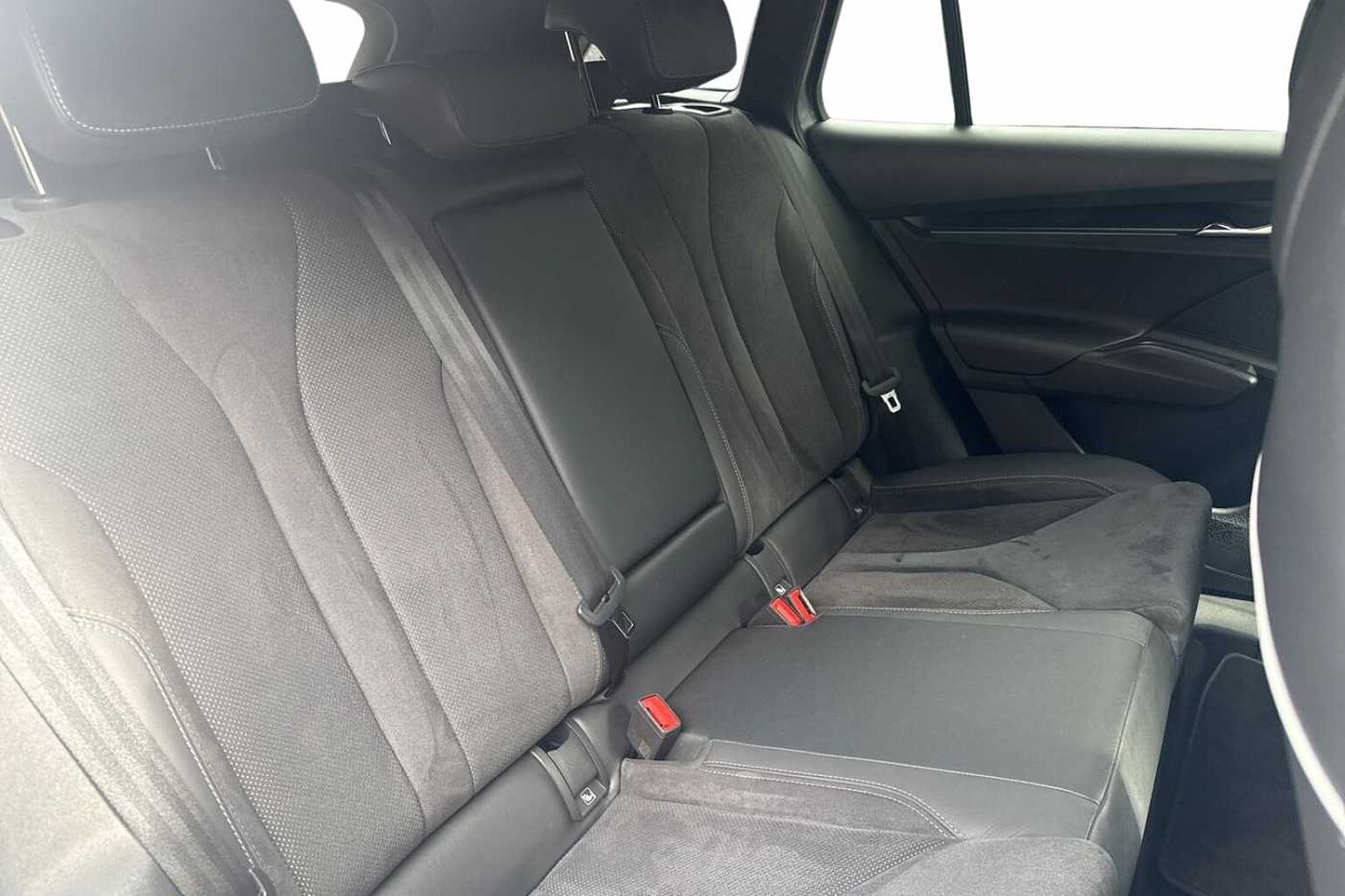 SKODA Enyaq 82kWh 80x SportLine SUV 5dr Electric Auto 4WD (DC125kW) (265 ps)