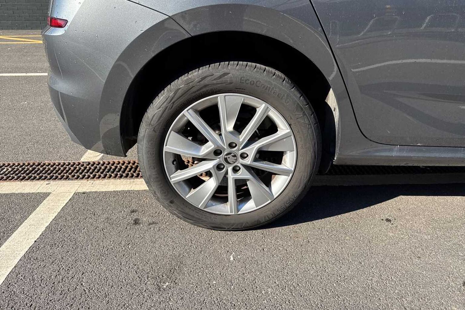 SKODA Kamiq 1.0 TSI SE Drive SUV 5dr Petrol DSG Euro 6 (s/s) (110 ps)