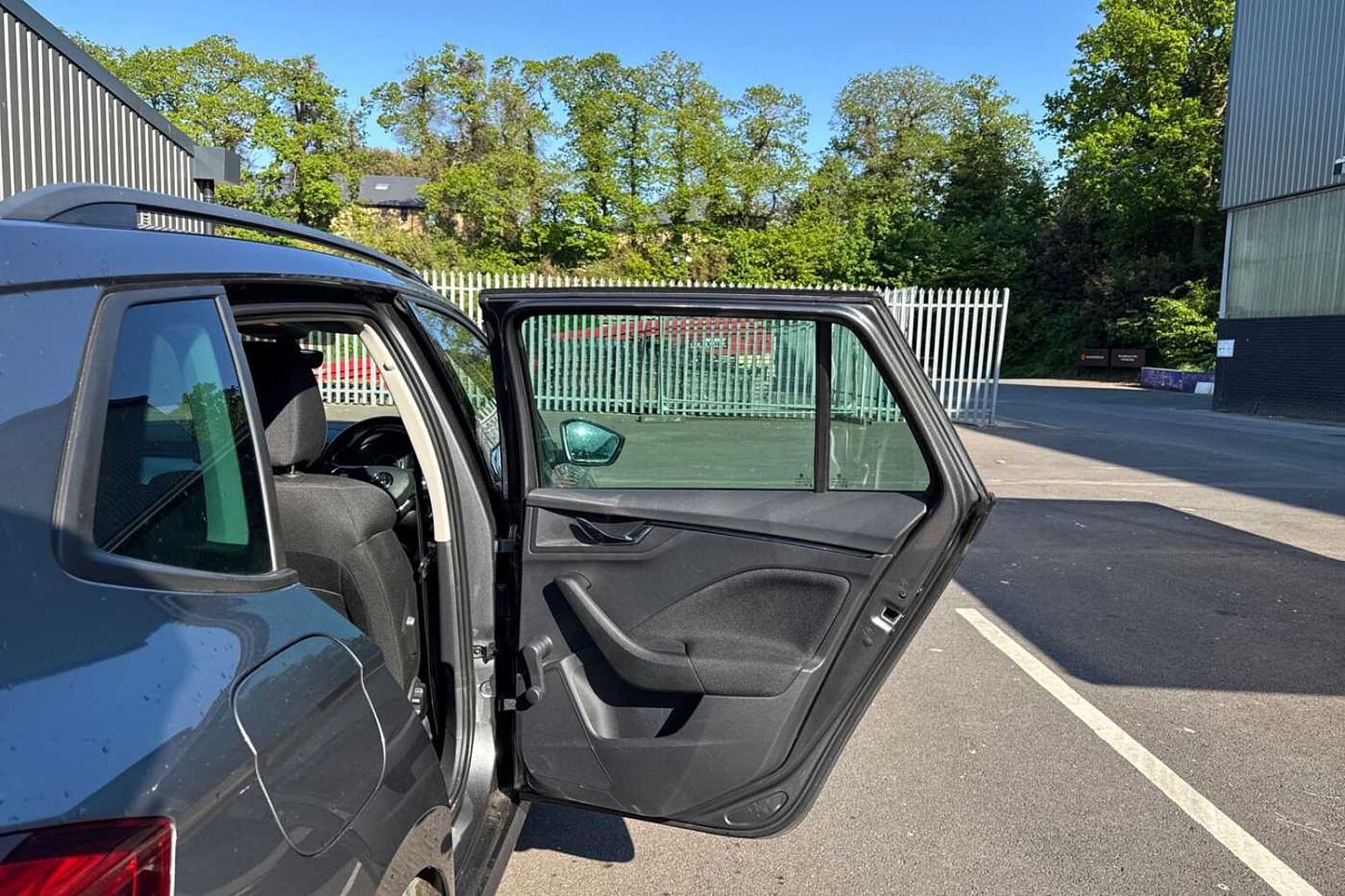 SKODA Kamiq 1.0 TSI SE Drive SUV 5dr Petrol DSG Euro 6 (s/s) (110 ps)